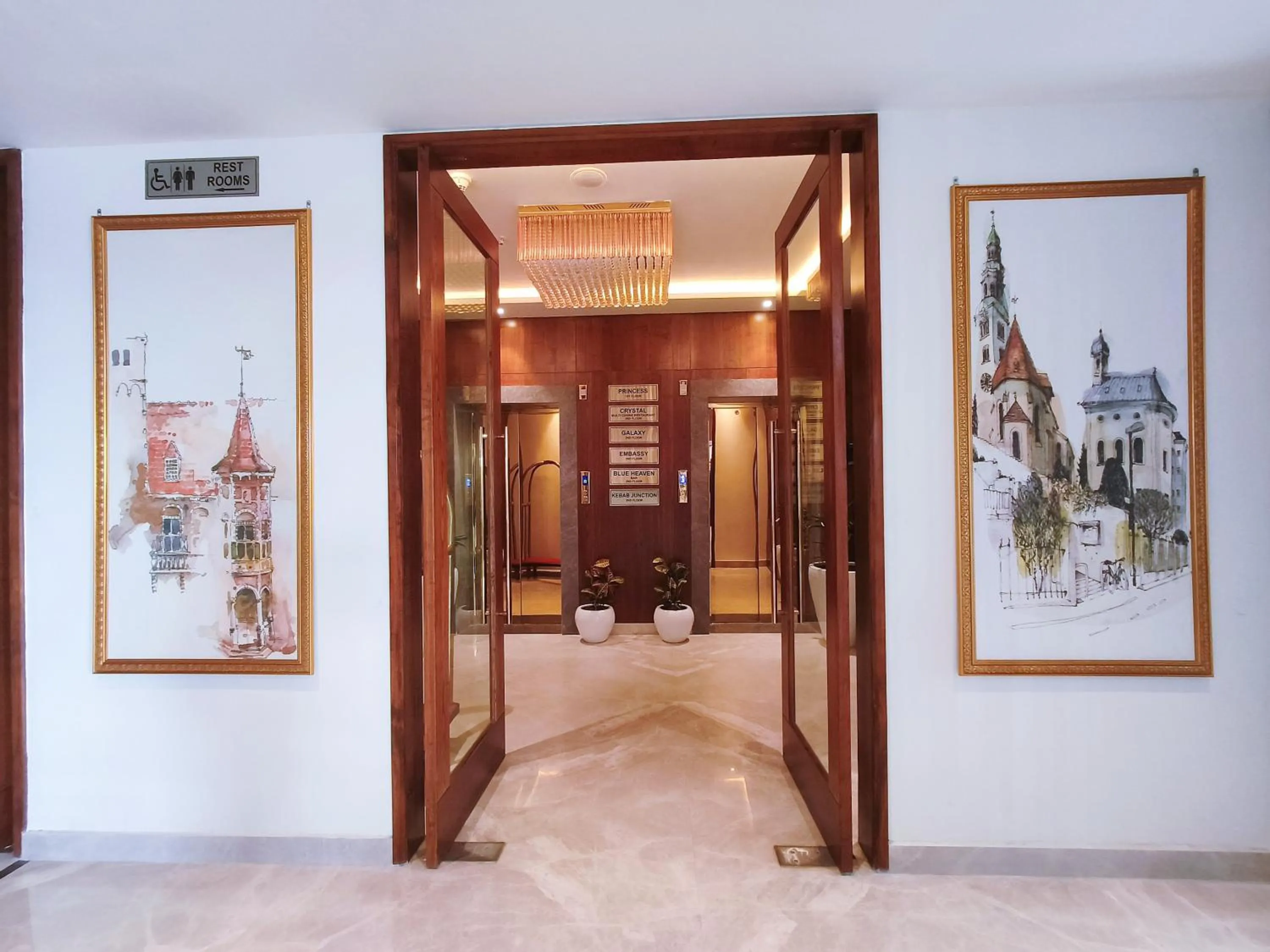 elevator in Mariton Hotel