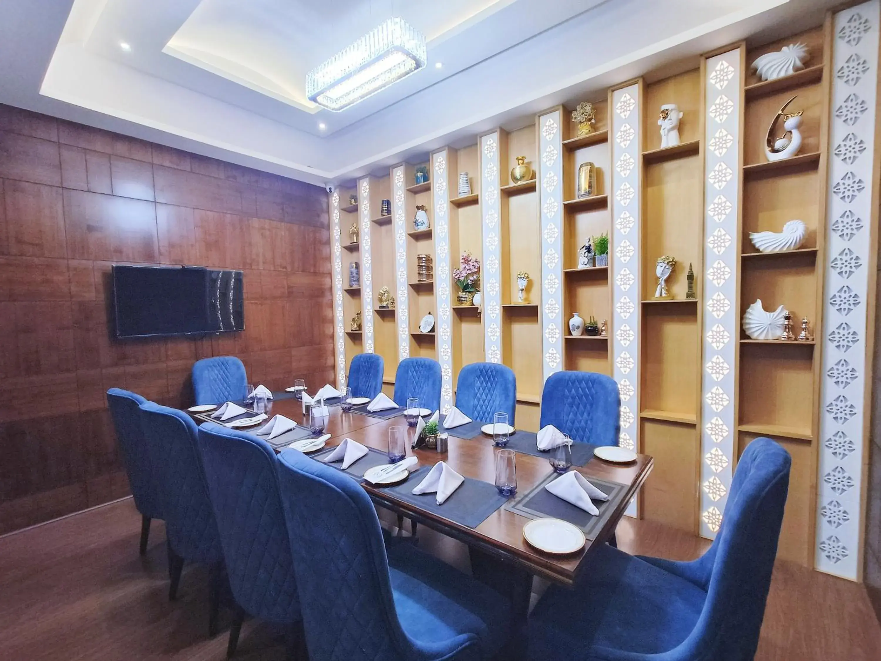 Restaurant/places to eat in Mariton Hotel Restaurant/places to eat in Mariton Hotel