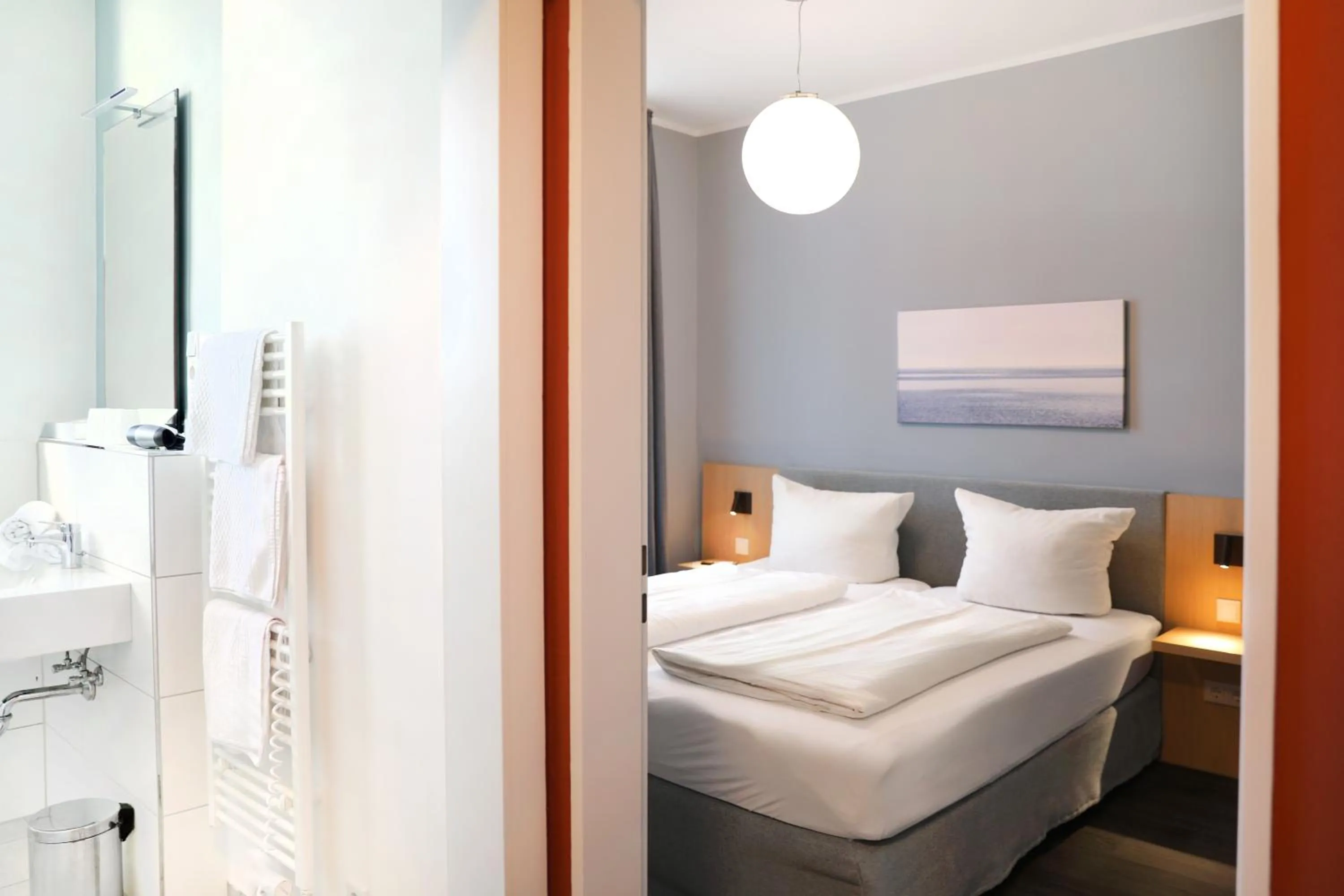 Photo of the whole room, Bed in Michels Haus Wilhelm-Augusta