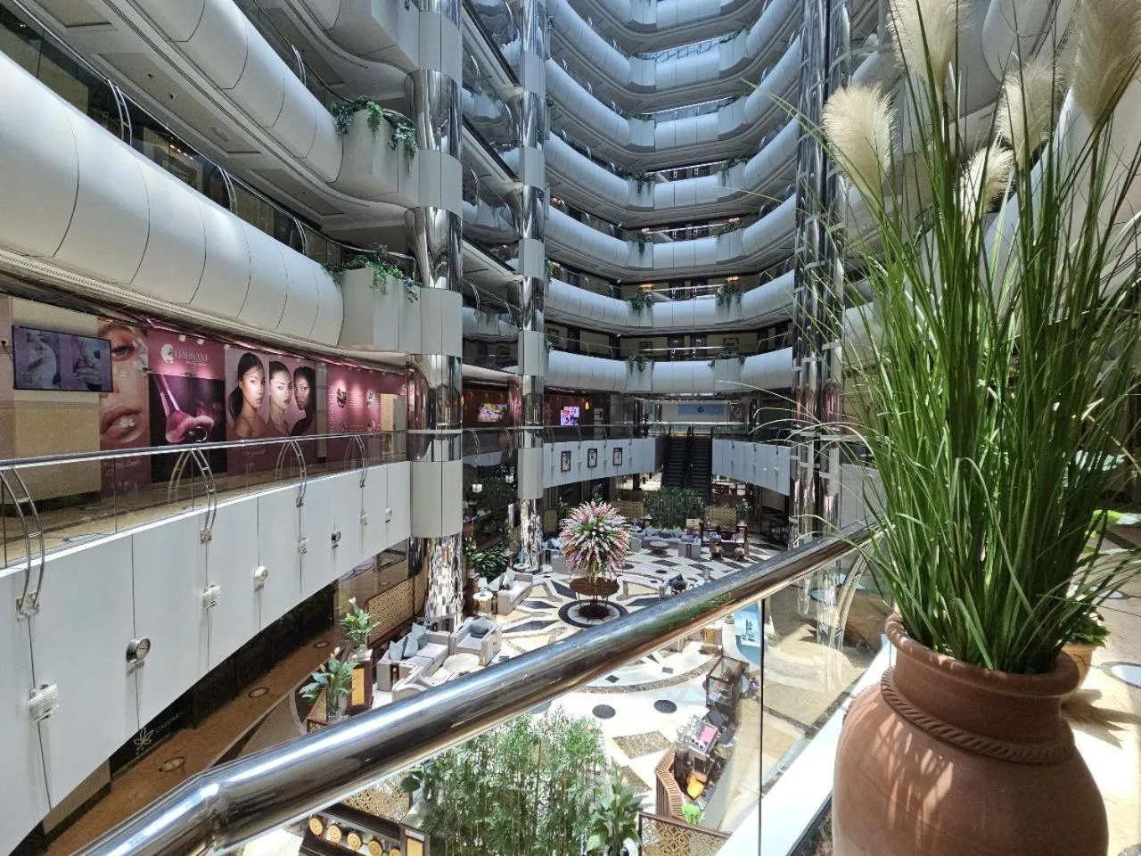 Property building in Royal Concorde Hotel & Suite