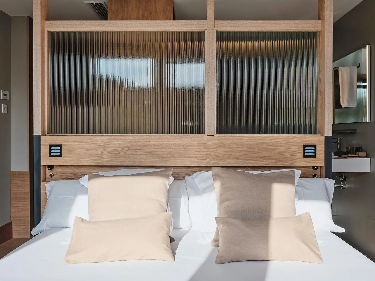 Bed in Qgat Restaurant Events & Hotel