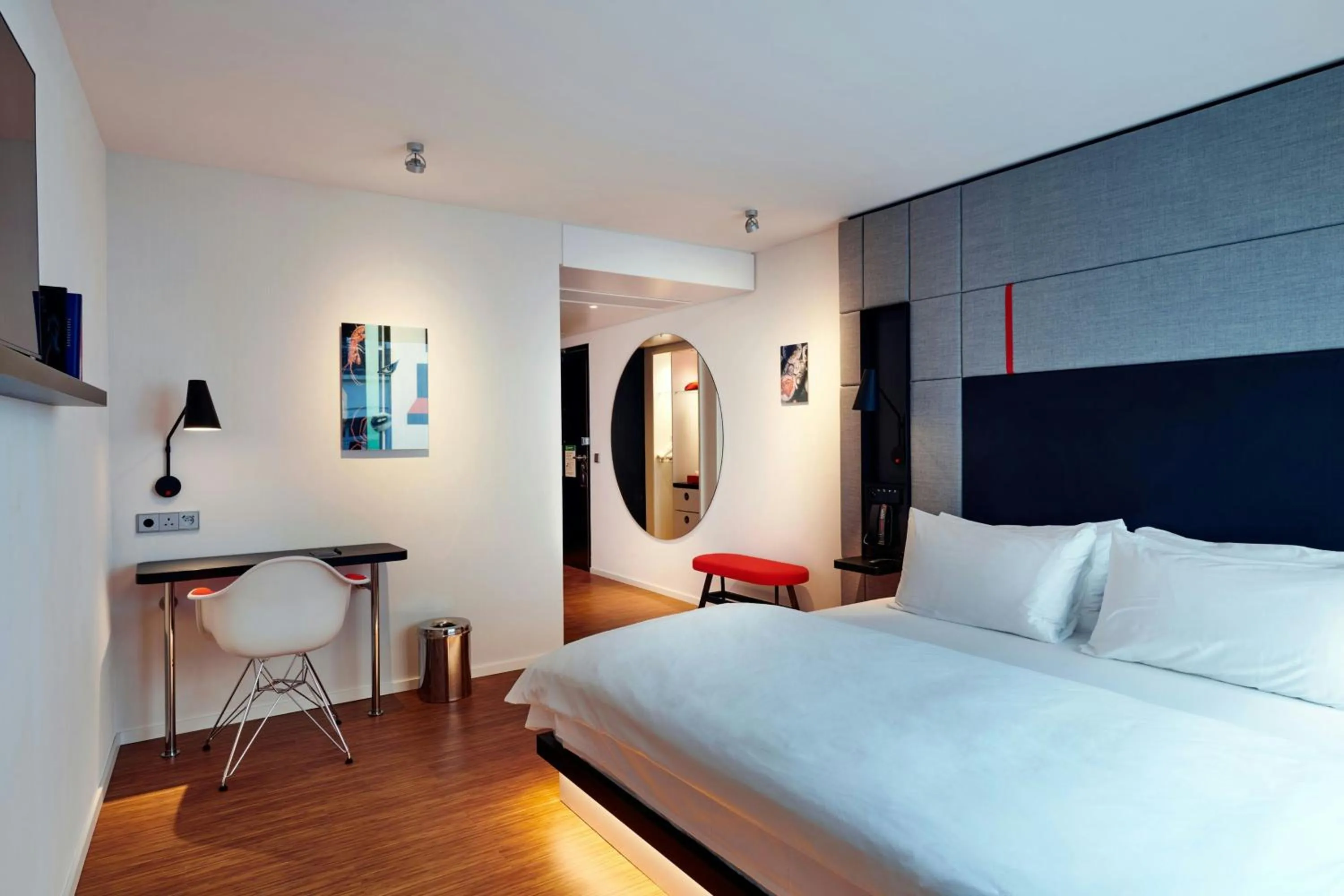 Bedroom, Bed in citizenM Paris Opera