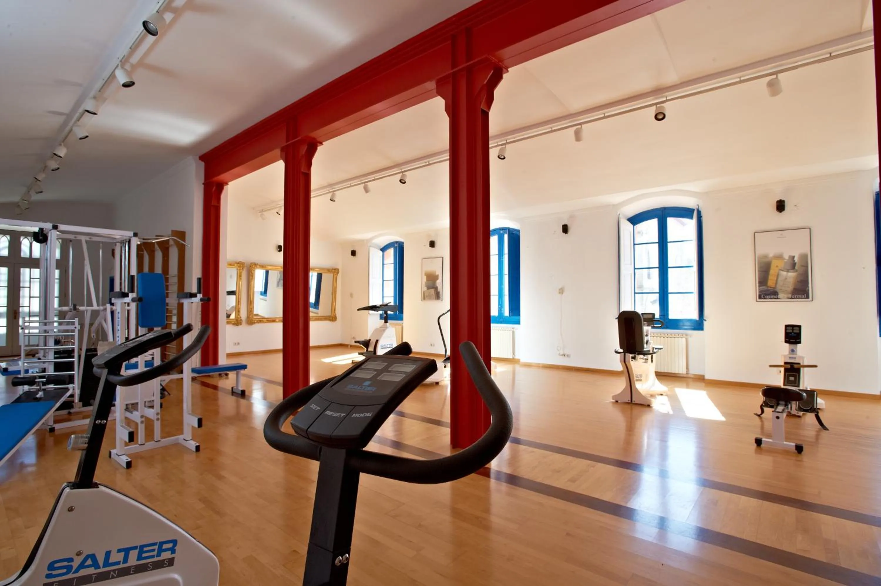 Fitness centre/facilities in Hotel Parque Balneario Termas Pallares