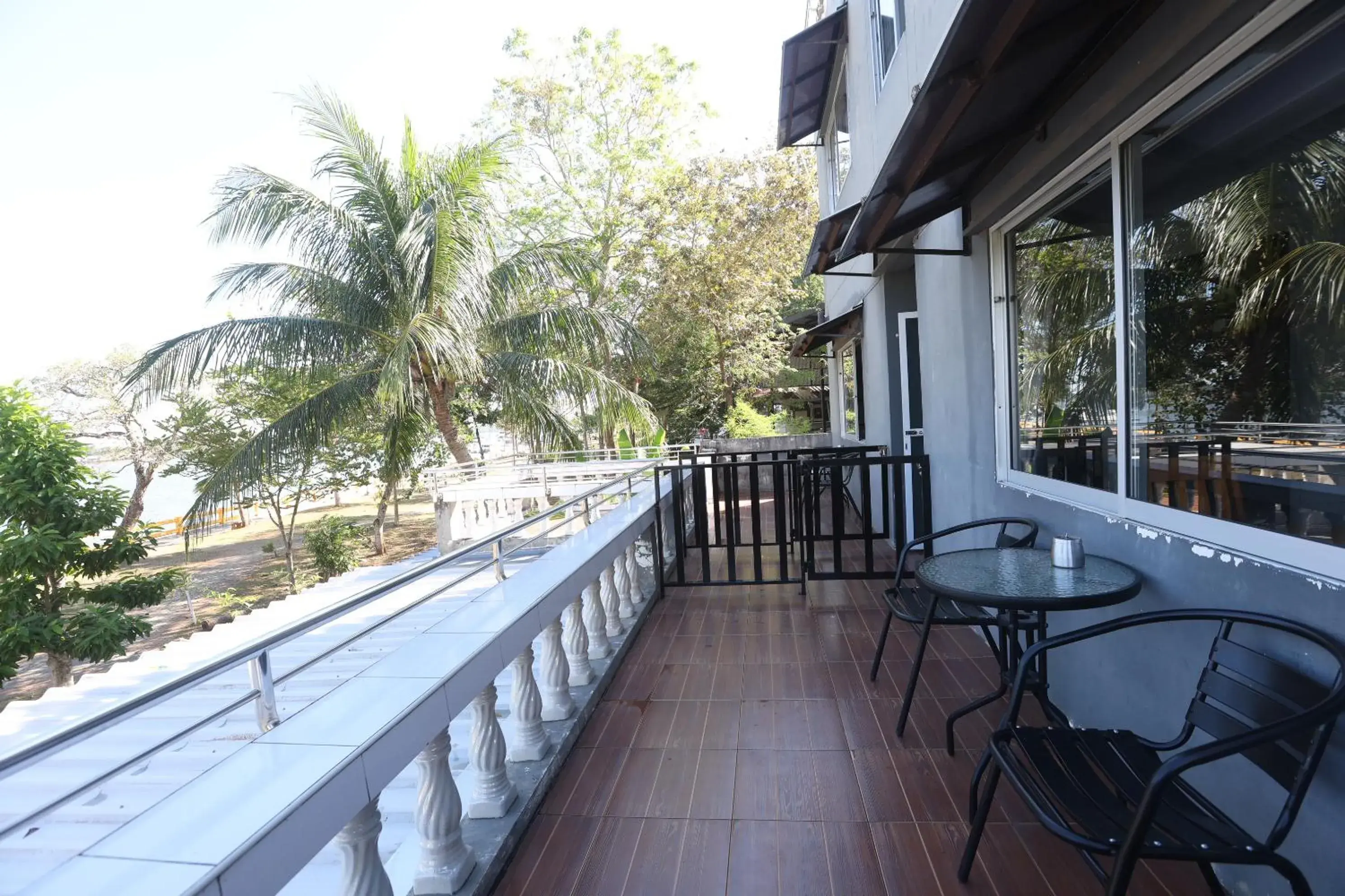 Double Room with Balcony and Sea View- Air Conditioning in Funky Crab The River Double Room with Balcony and Sea View- Air Conditioning in Funky Crab The River