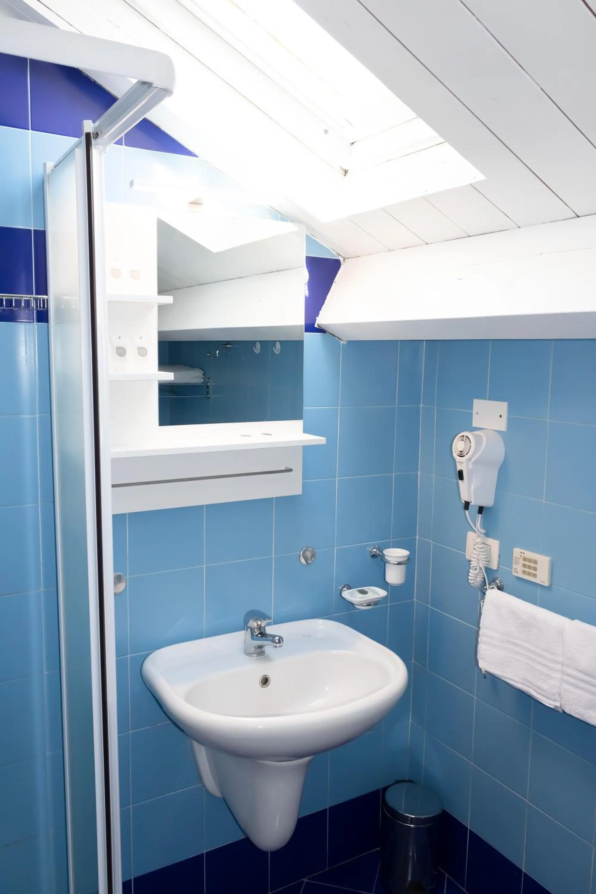 Bathroom in Residence Marittimo Riccione
