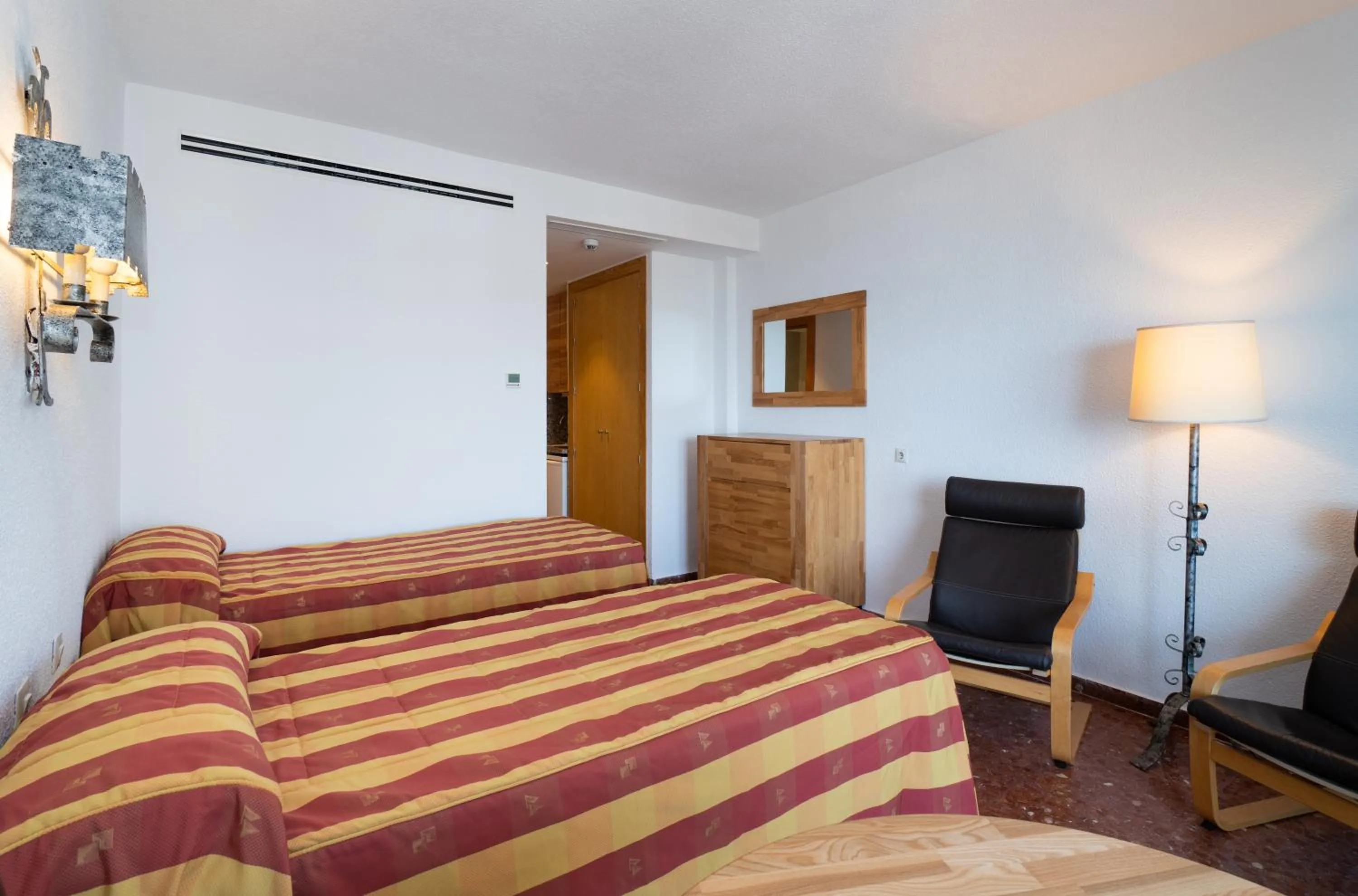 Other, Bed in Hotel Apartamentos Bajondillo