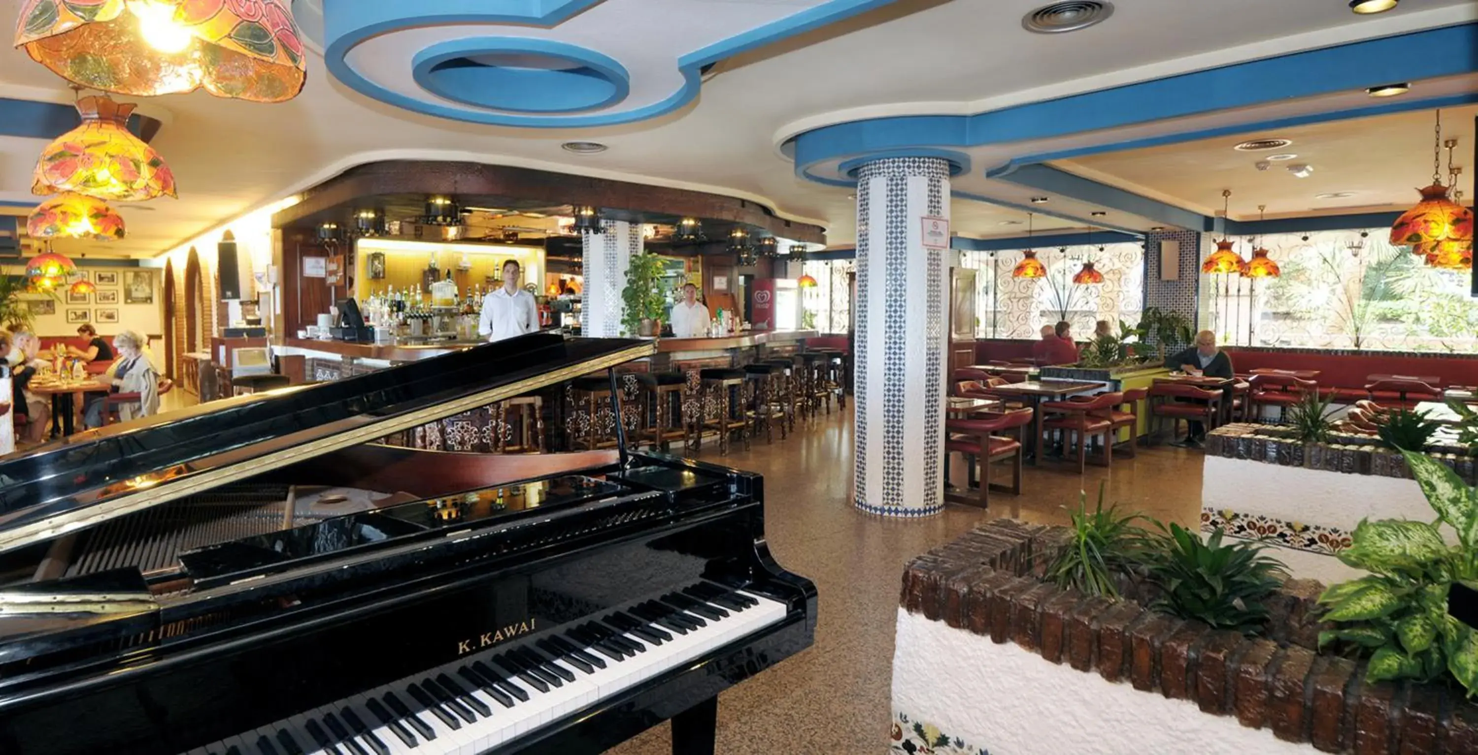 Lounge or bar in Hotel Apartamentos Bajondillo Lounge or bar in Hotel Apartamentos Bajondillo