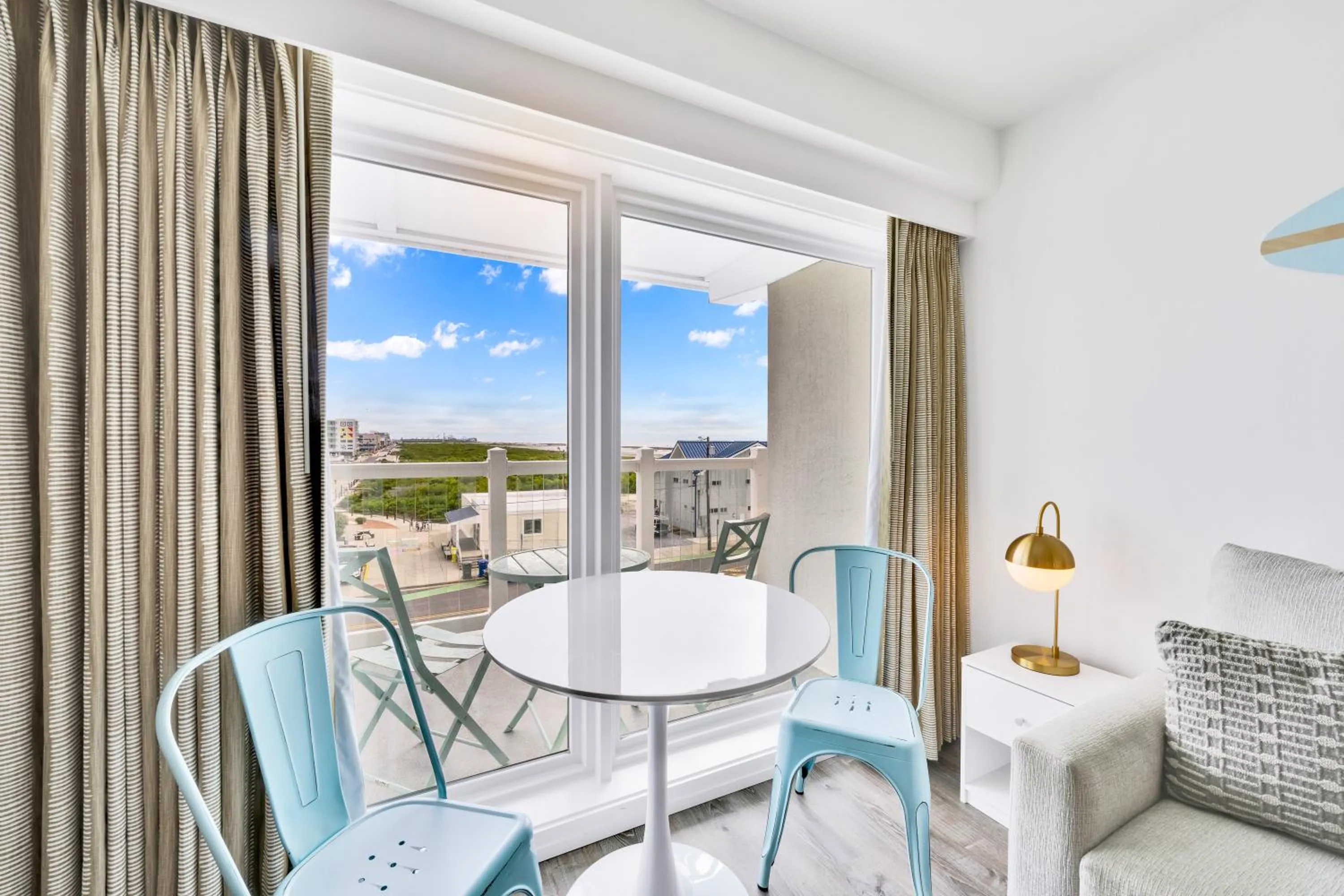 Dining area in Madison Resort Wildwood Crest