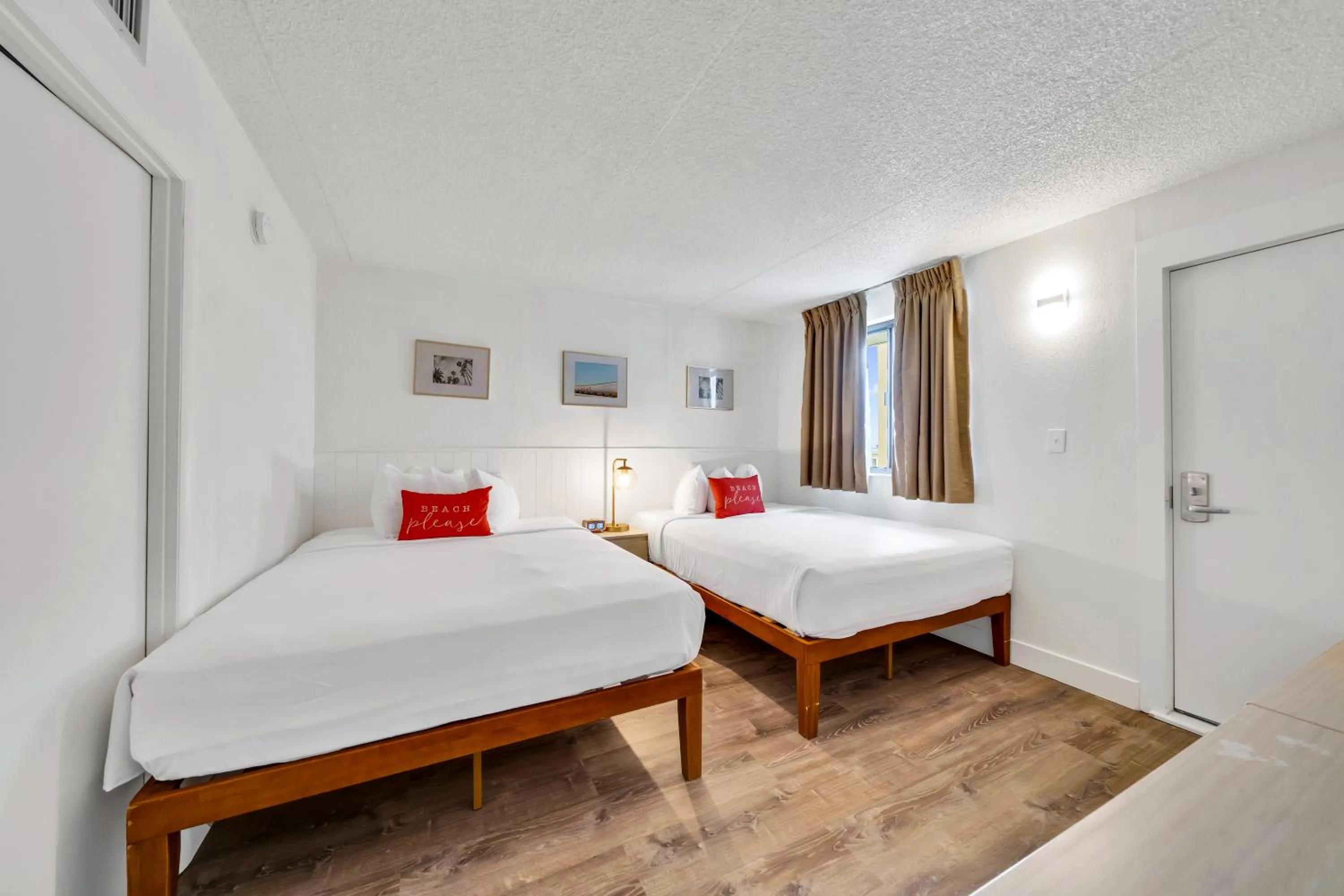 Bedroom, Bed in Madison Resort Wildwood Crest