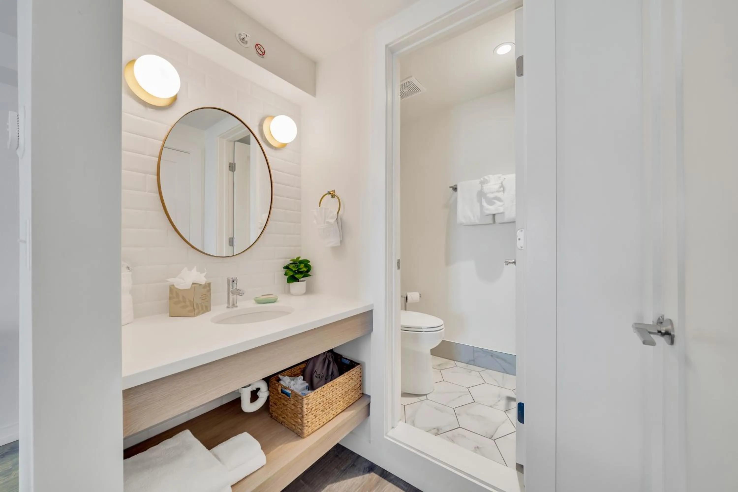 Bathroom in Madison Resort Wildwood Crest