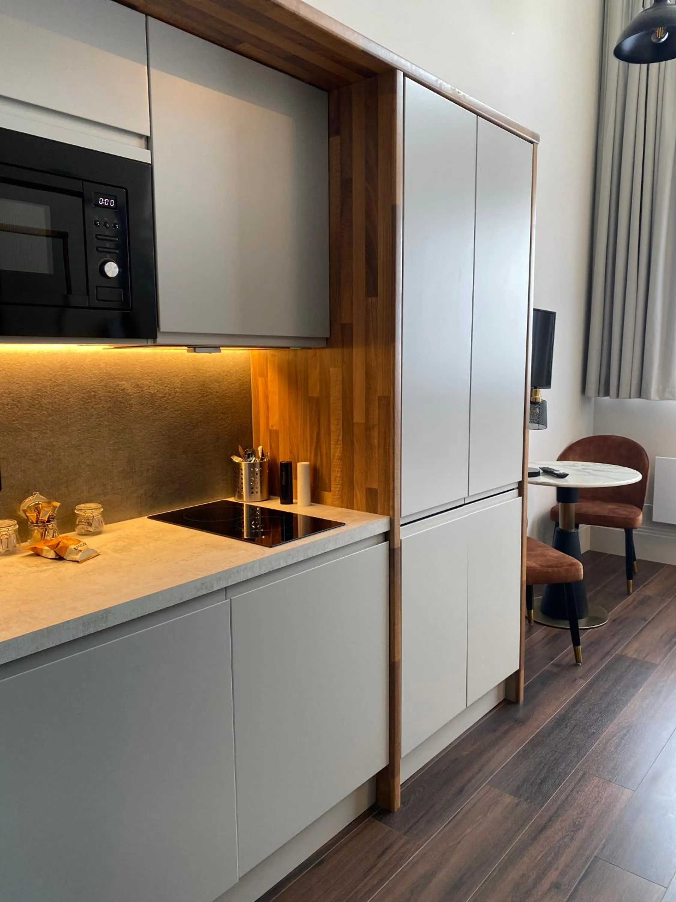 Kitchen or kitchenette in Vive Hotel