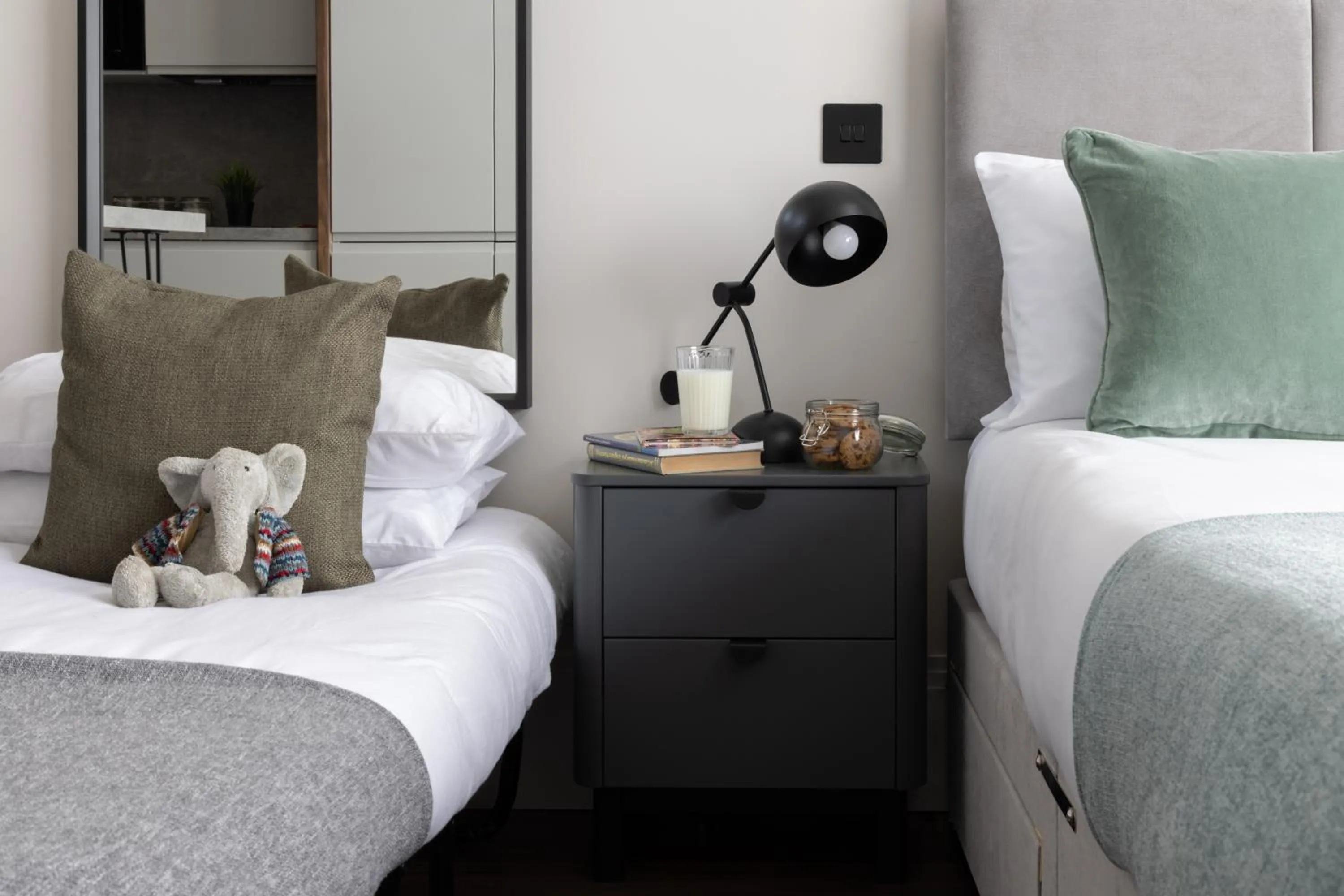 Photo of the whole room, Bed in Vive Hotel