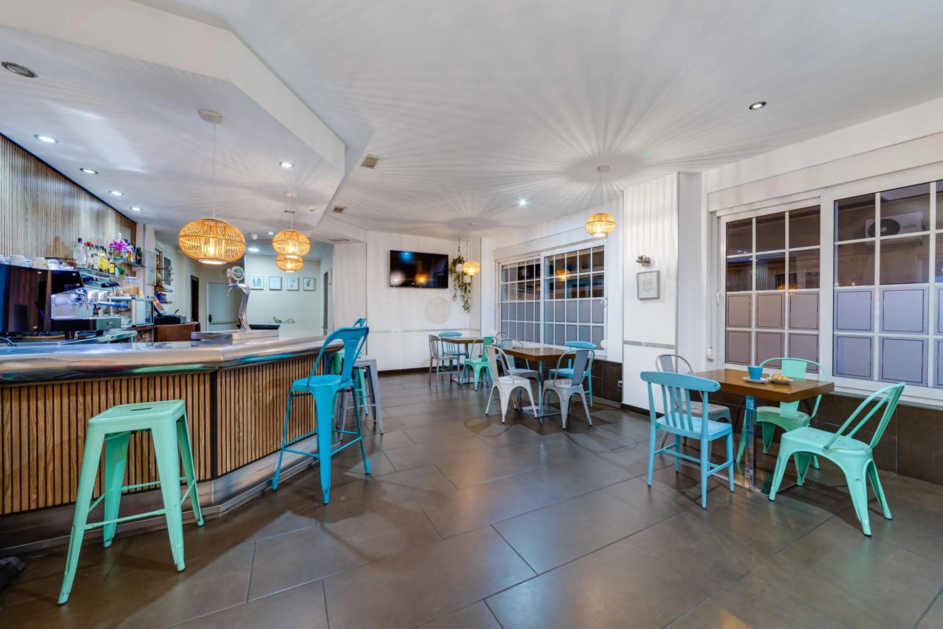 Lounge or bar in Hotel Madrid