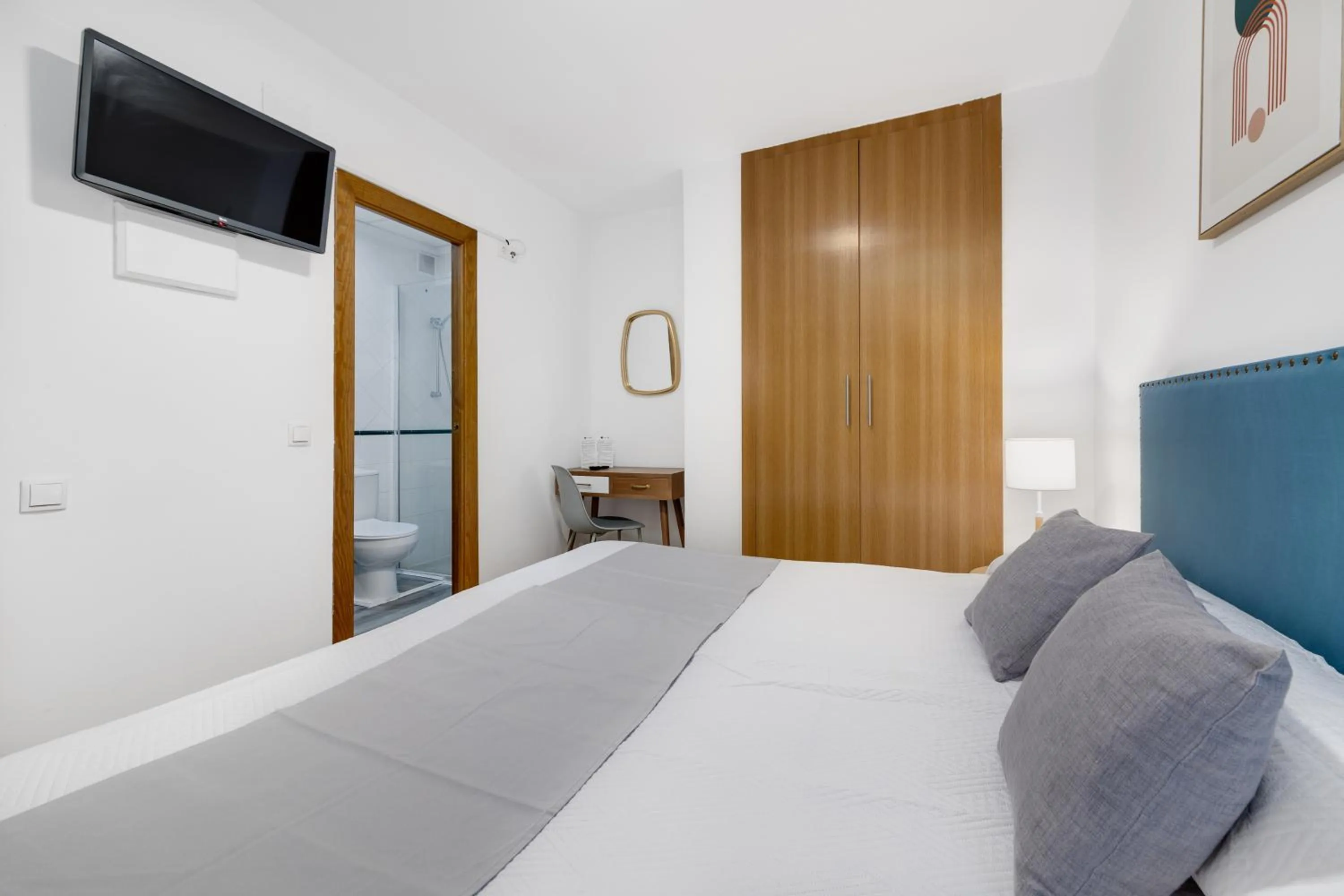 Bedroom, Bed in Hotel Madrid