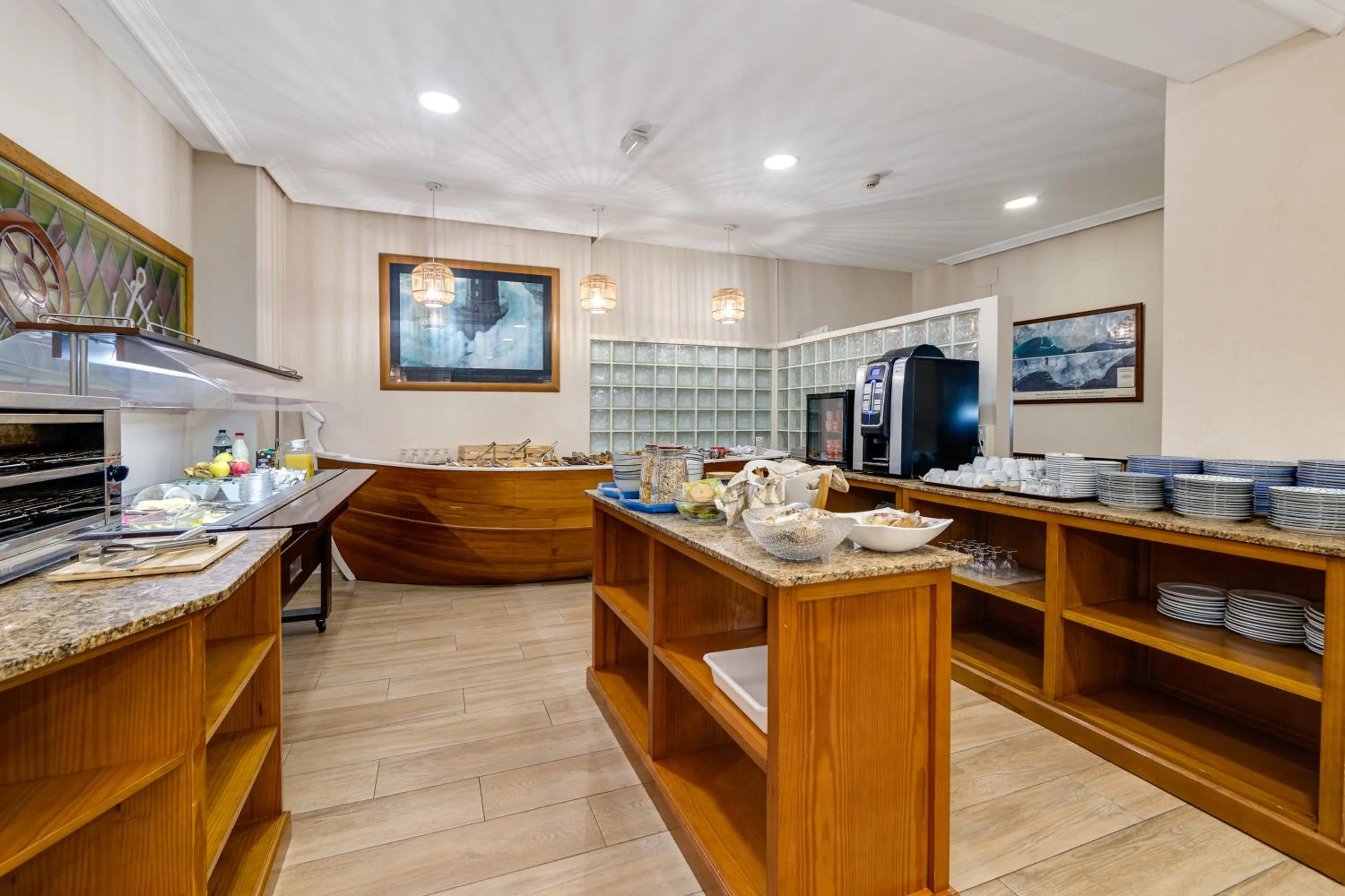 Breakfast in Hotel Madrid