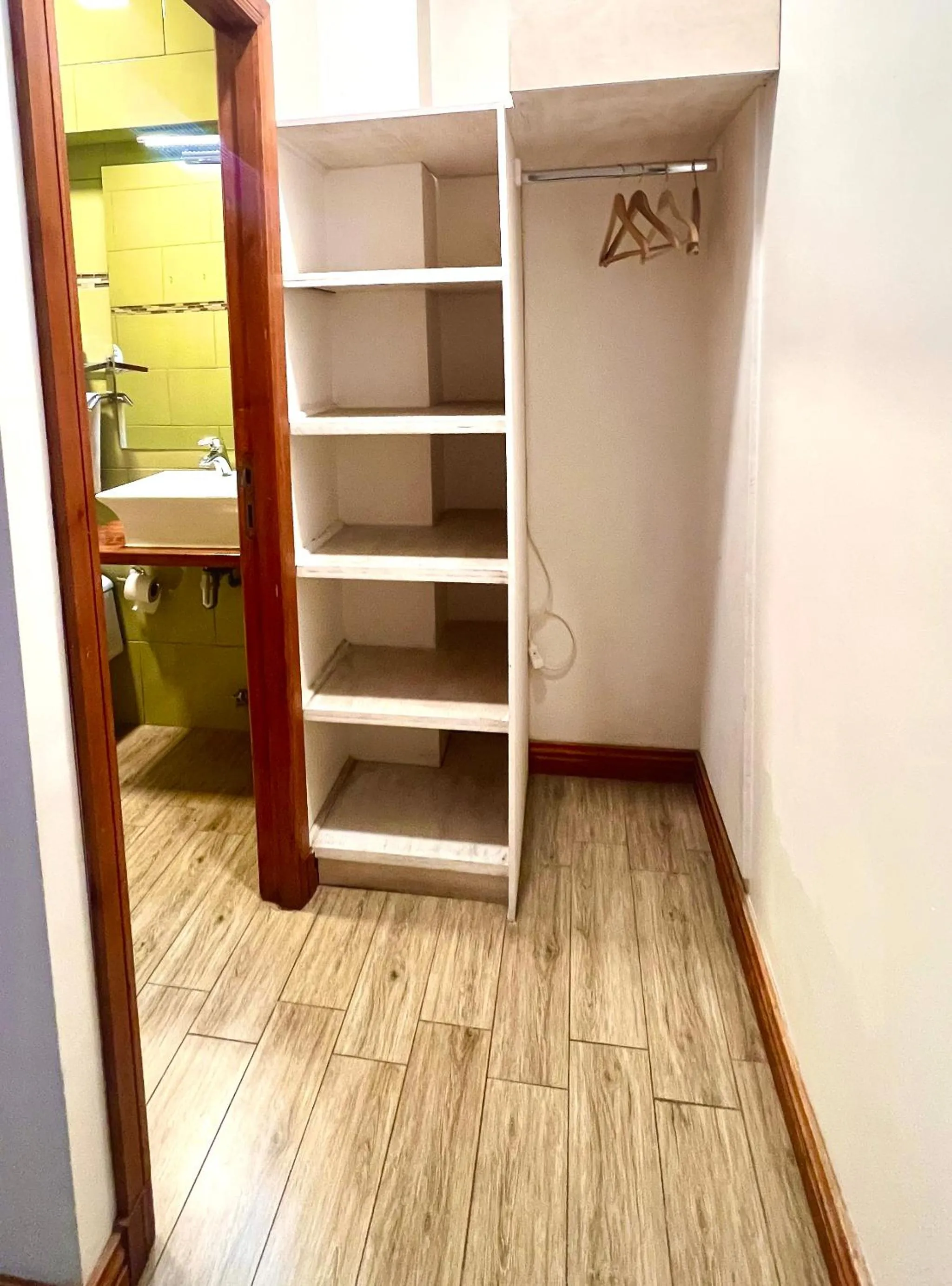 wardrobe in Hotel Boutique Casa Noble
