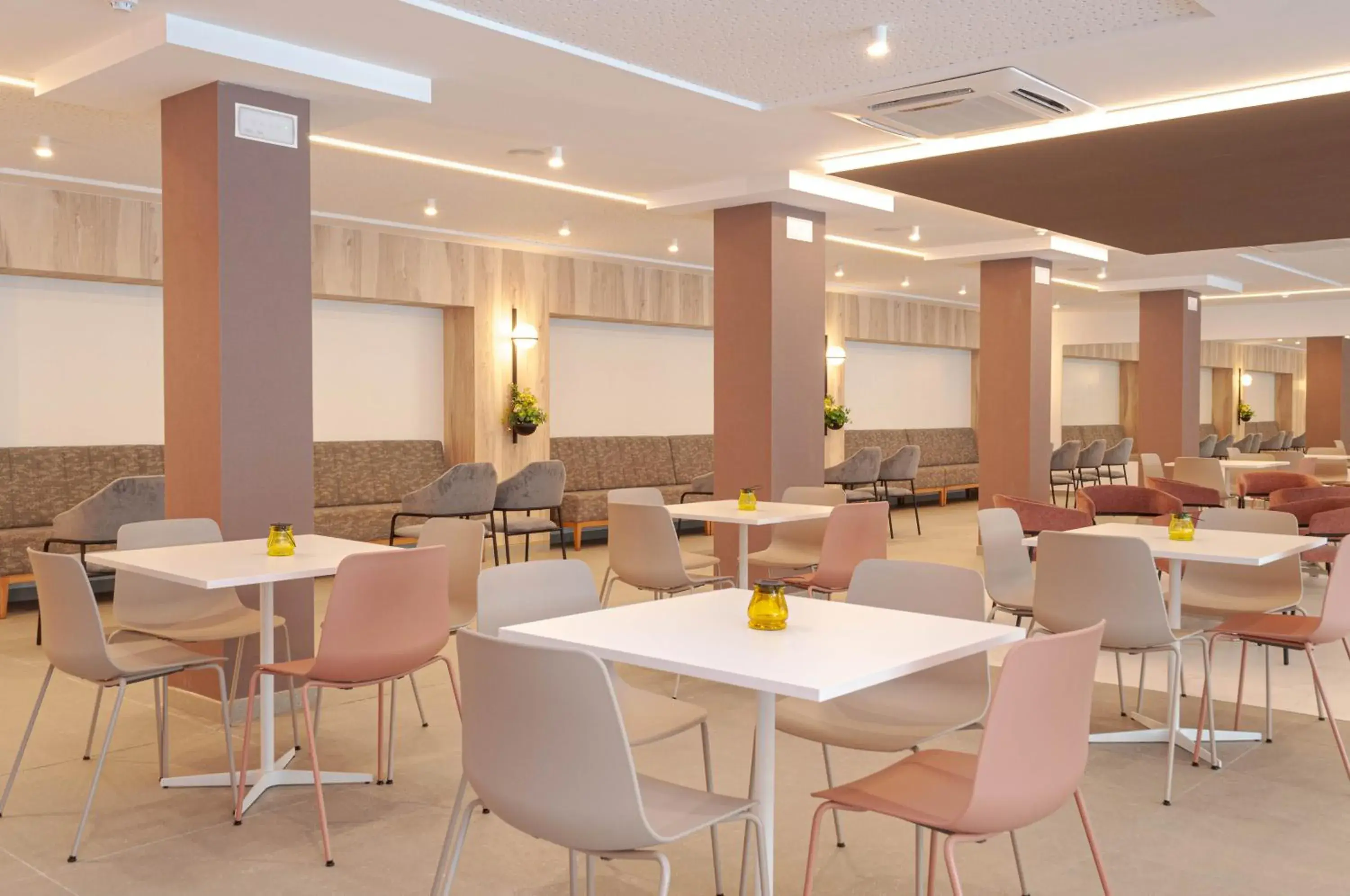 Lounge or bar in Prince Park Lounge or bar in Prince Park