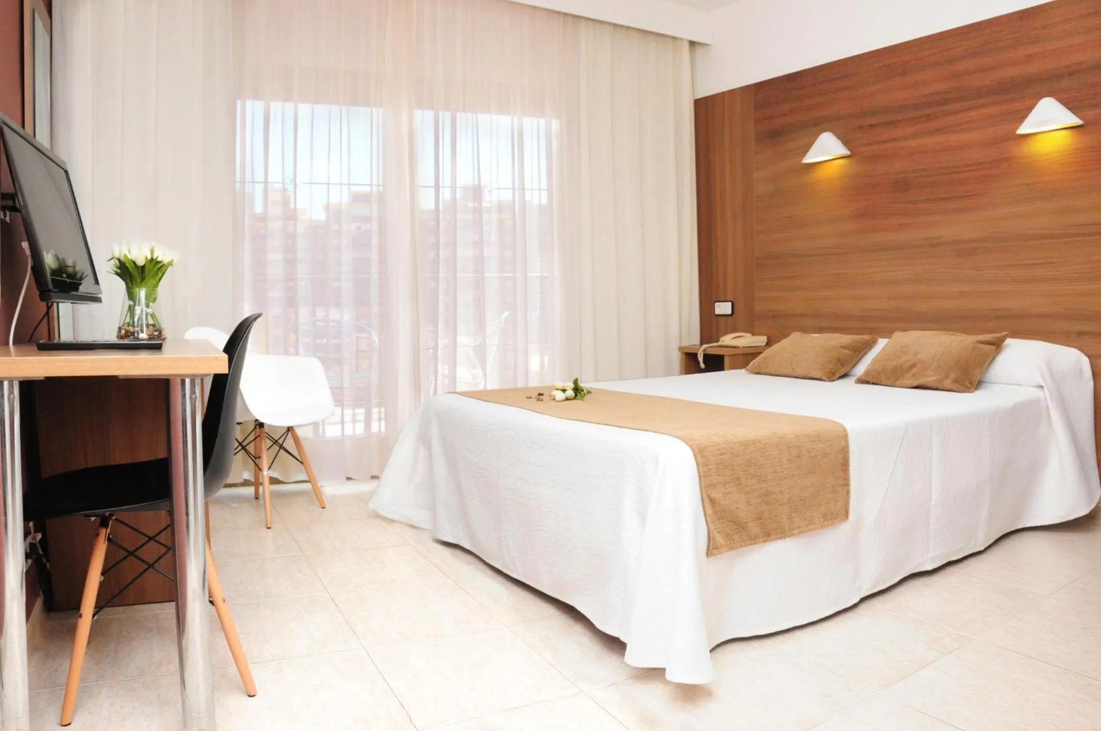 Photo of the whole room, Bed in Prince Park