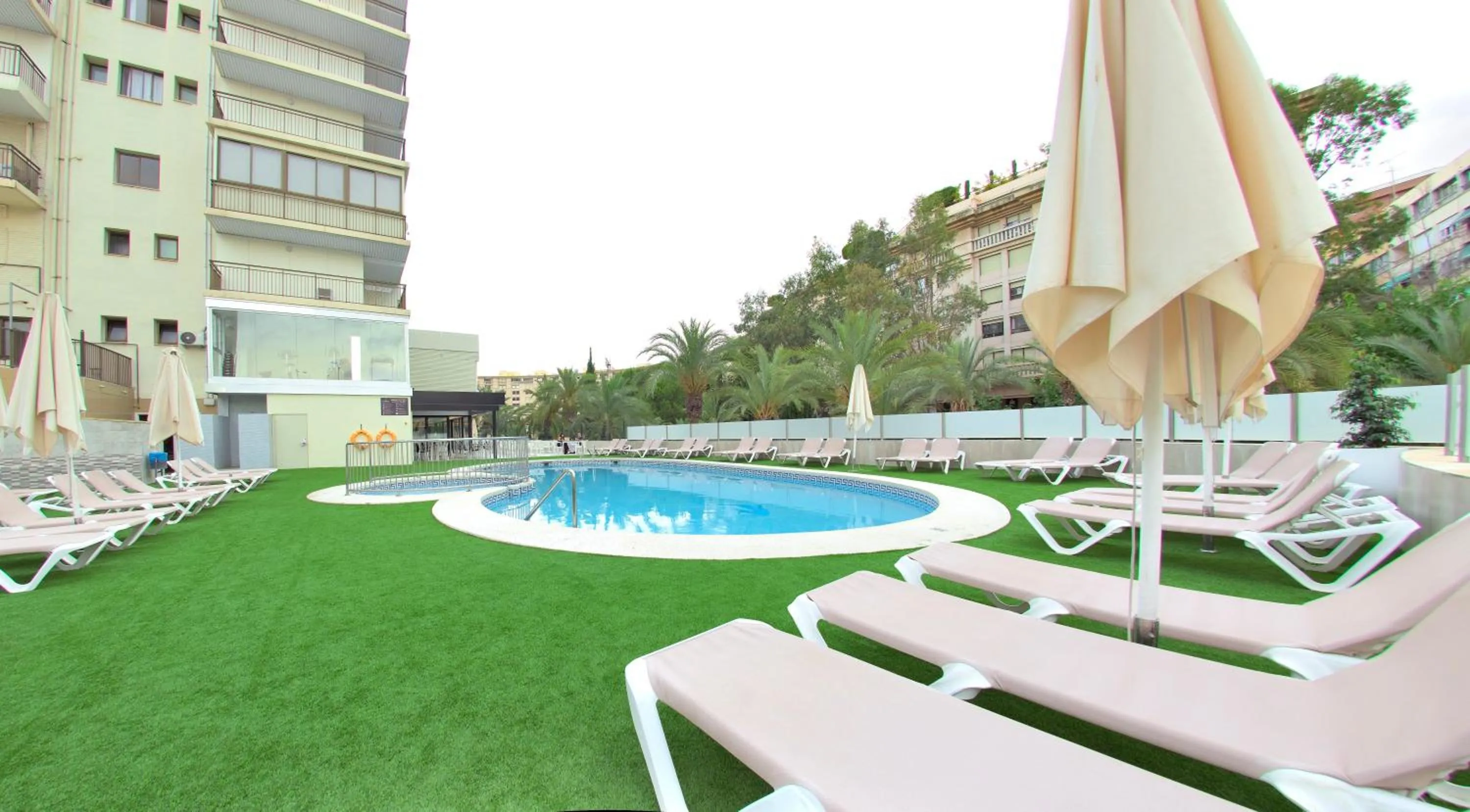 Swimming pool in Prince Park