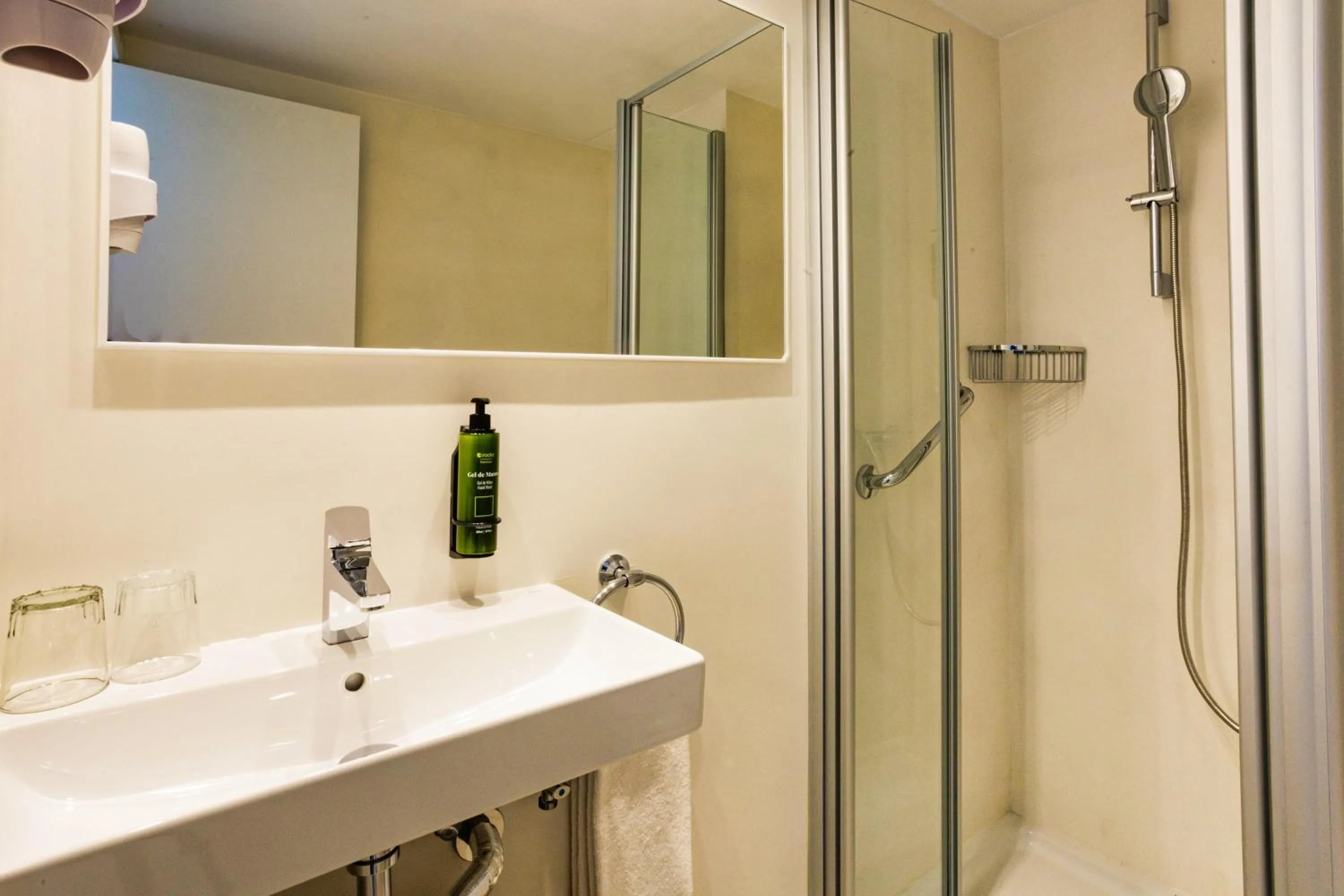 Shower in Minura Sur Menorca