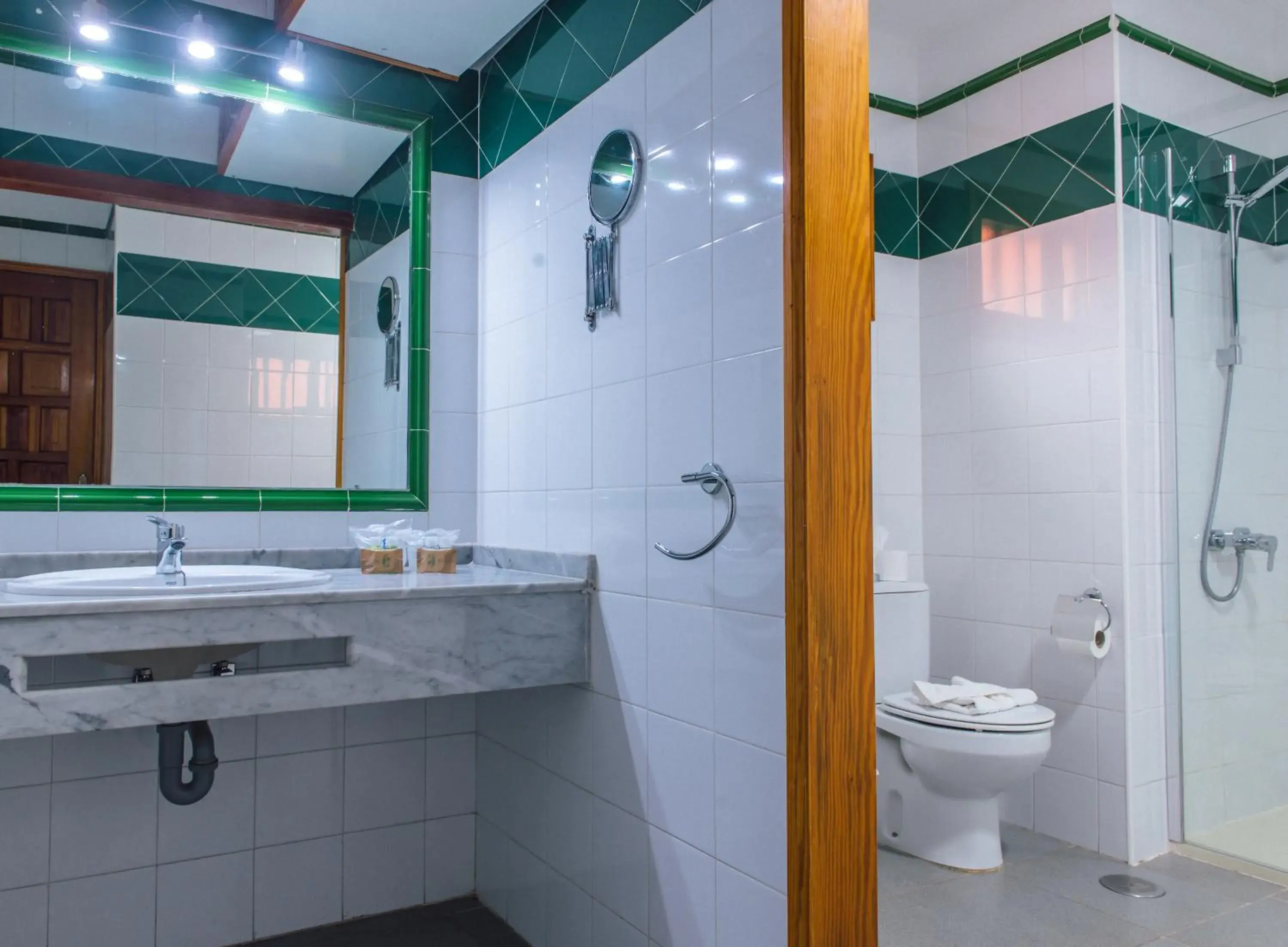 Bathroom in Hotel Rural Finca de La Florida Bathroom in Hotel Rural Finca de La Florida