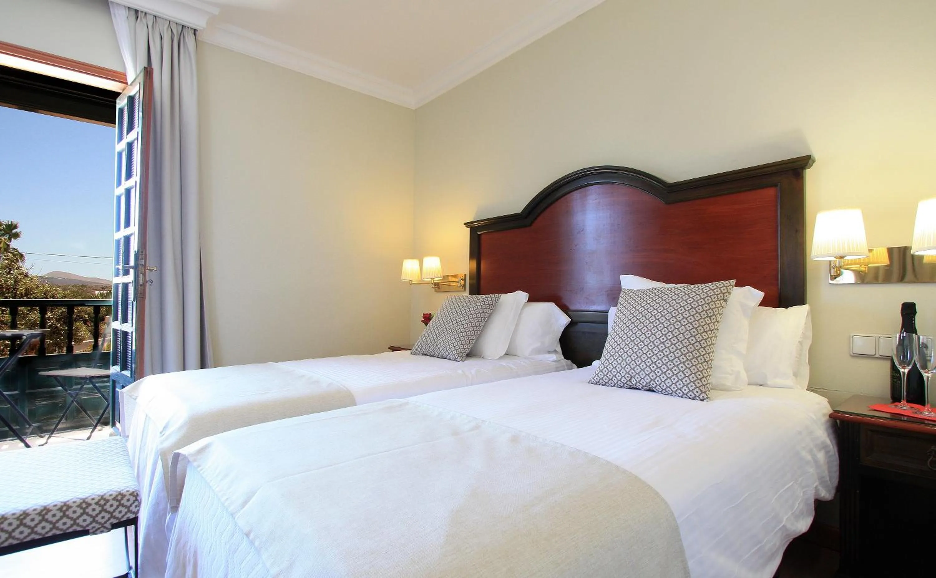 Bed in Hotel Rural Finca de La Florida