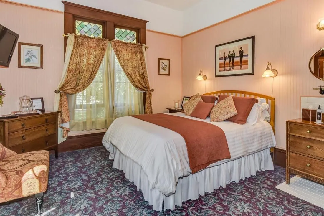 The KirkHouse Bed and Breakfast
