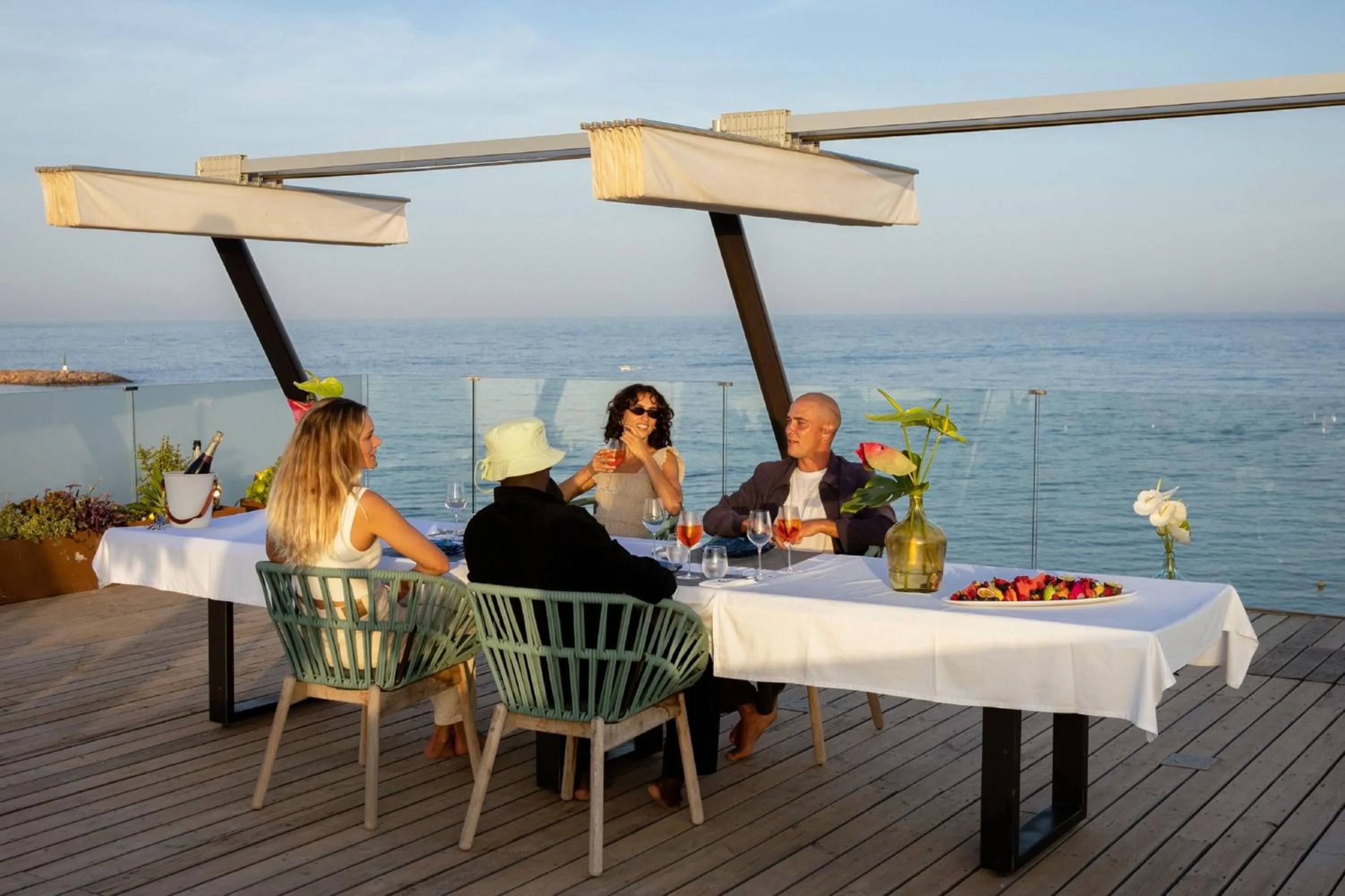 Photo of the whole room in W Ibiza