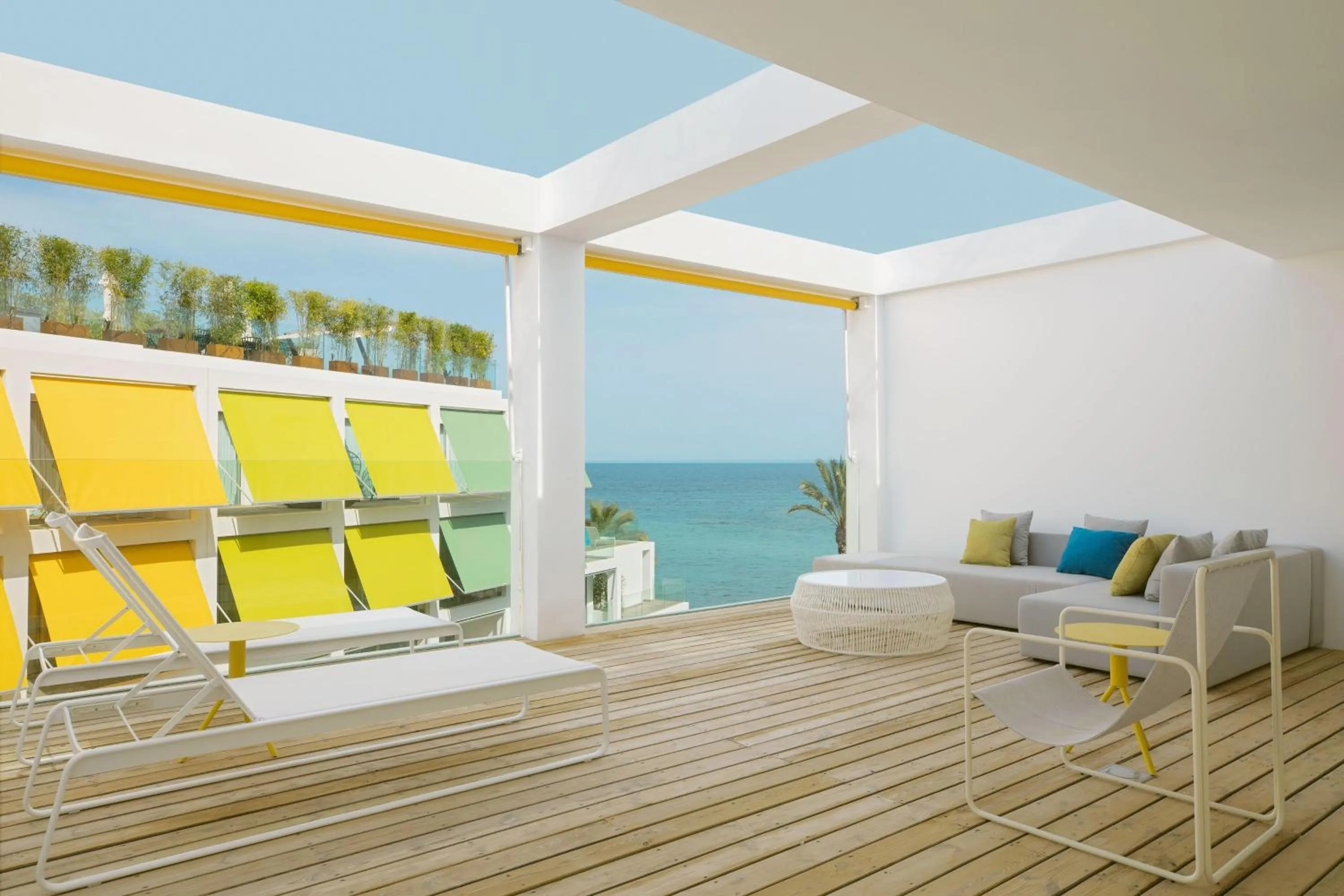 Photo of the whole room in W Ibiza