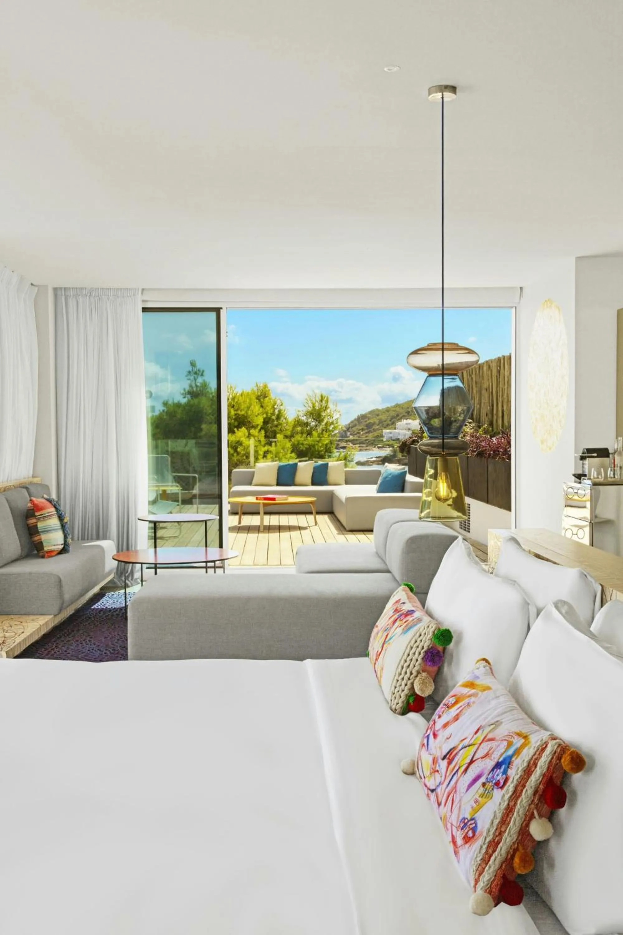 Photo of the whole room, Bed in W Ibiza