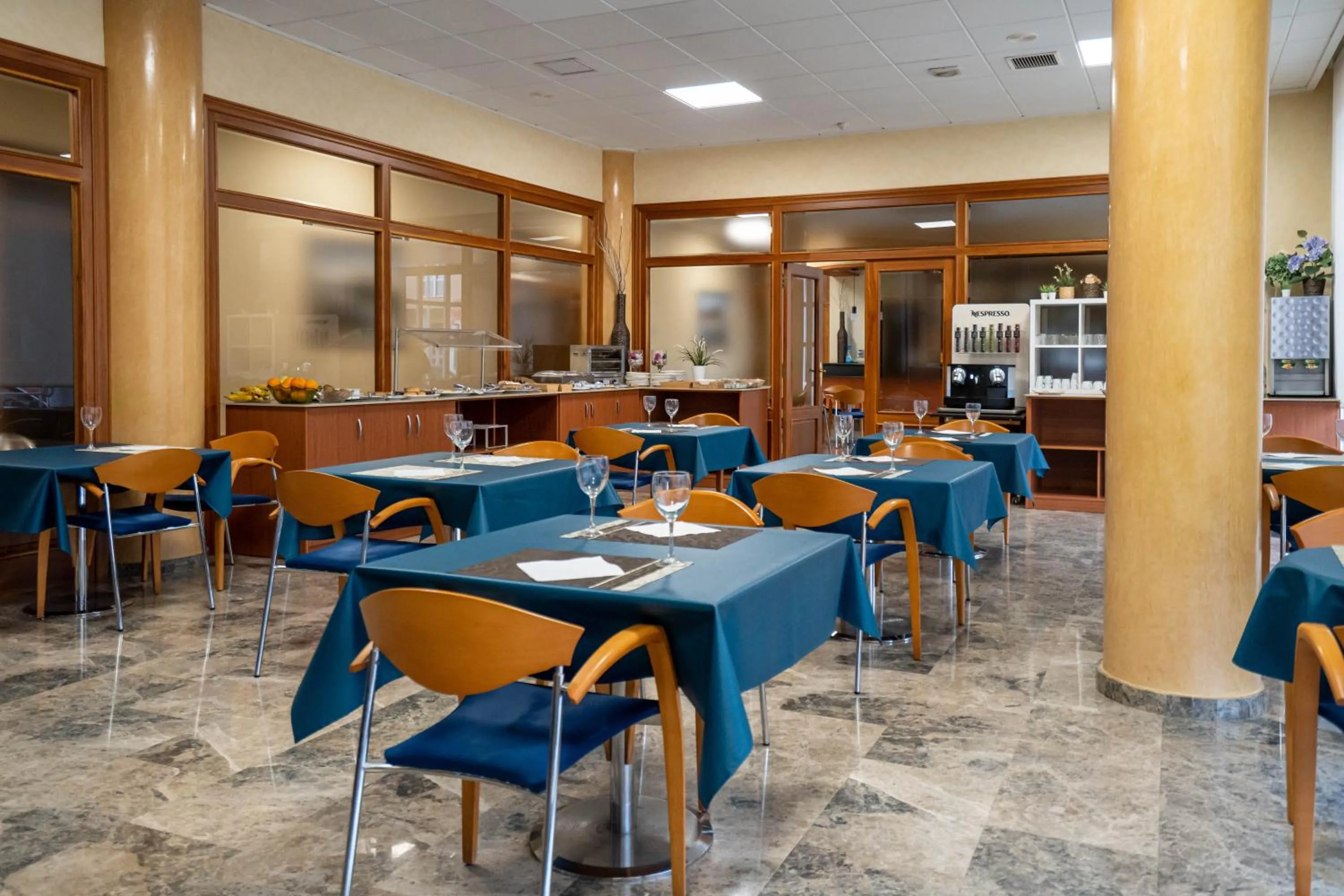 Breakfast in Hotel Bartos