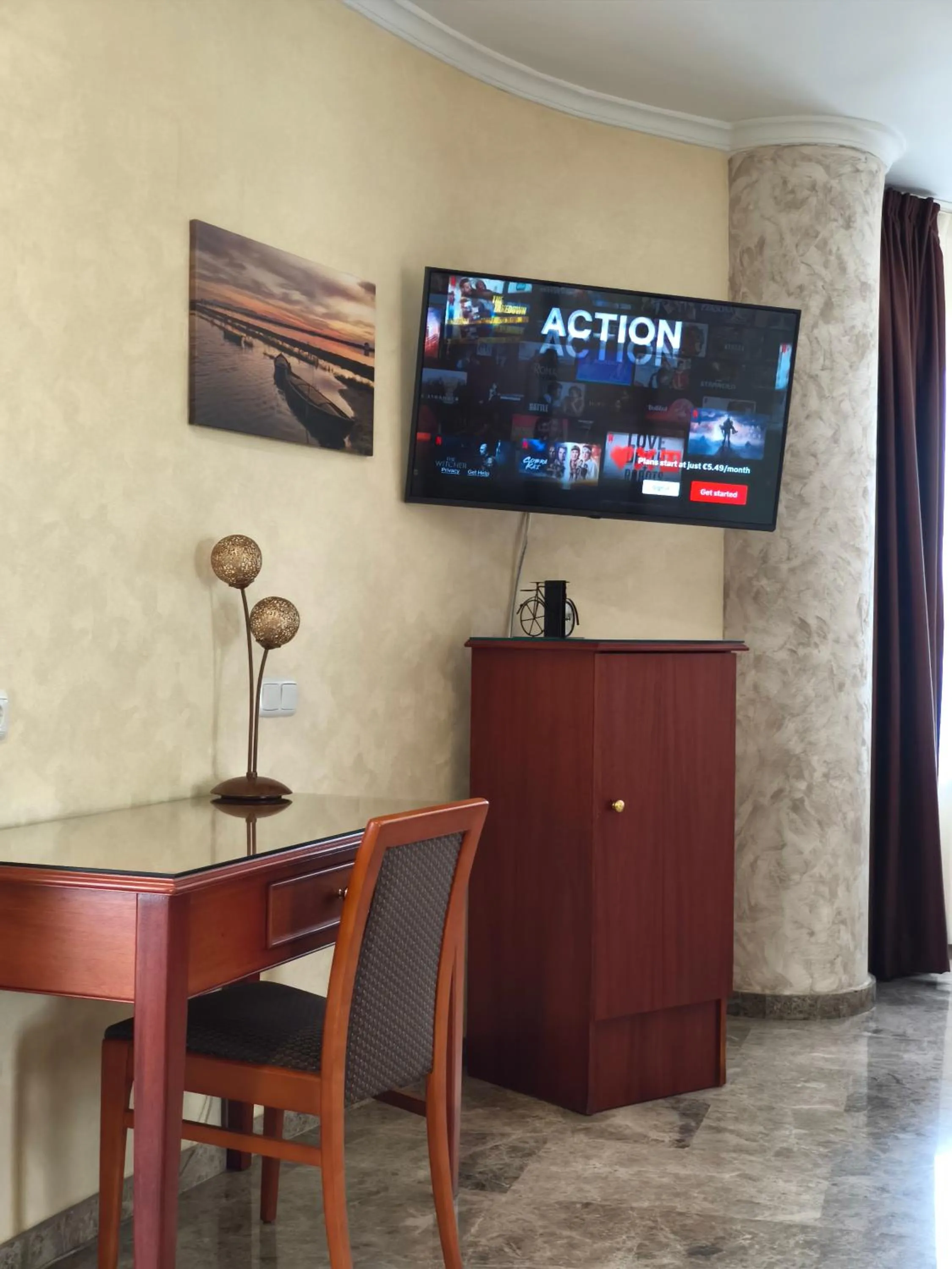 TV and multimedia in Hotel Bartos