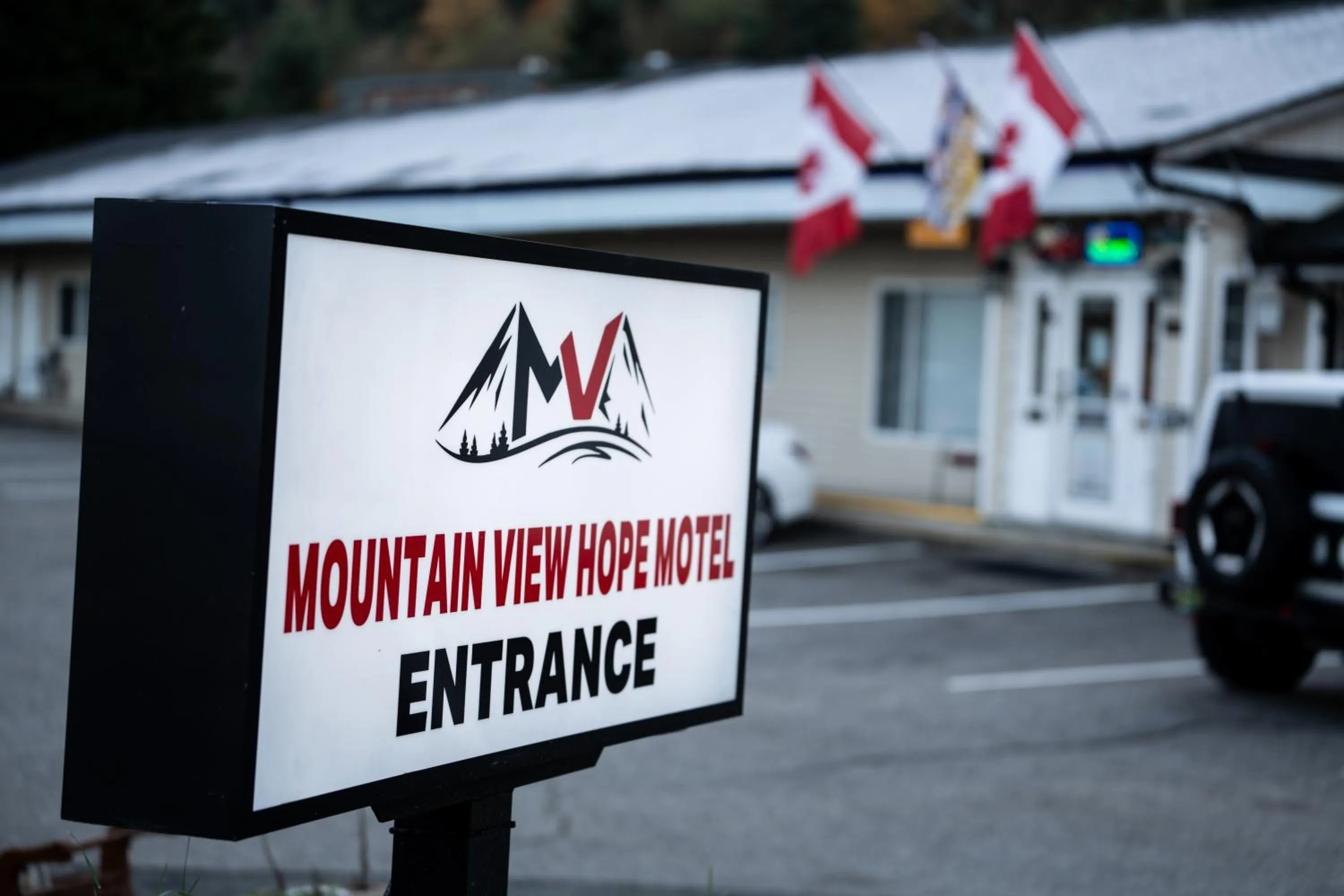 Property logo or sign in Mountain View Hope Motel