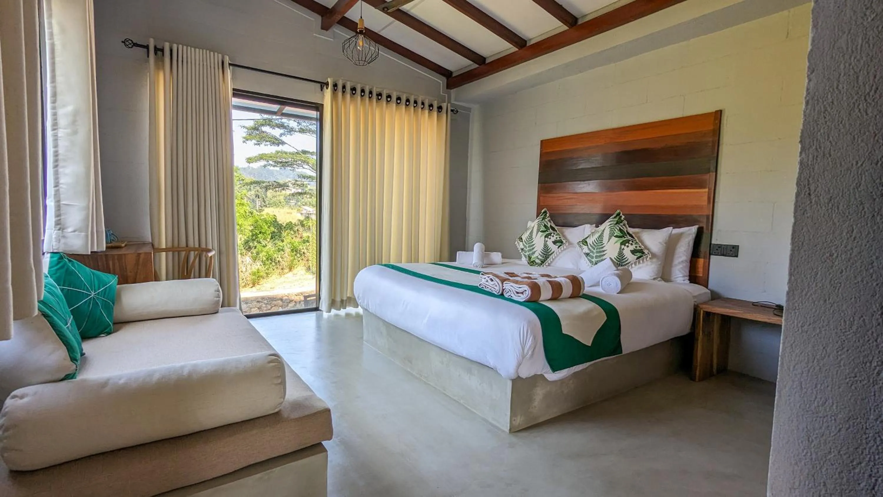 Bedroom, Bed in Misty Villa by DBI