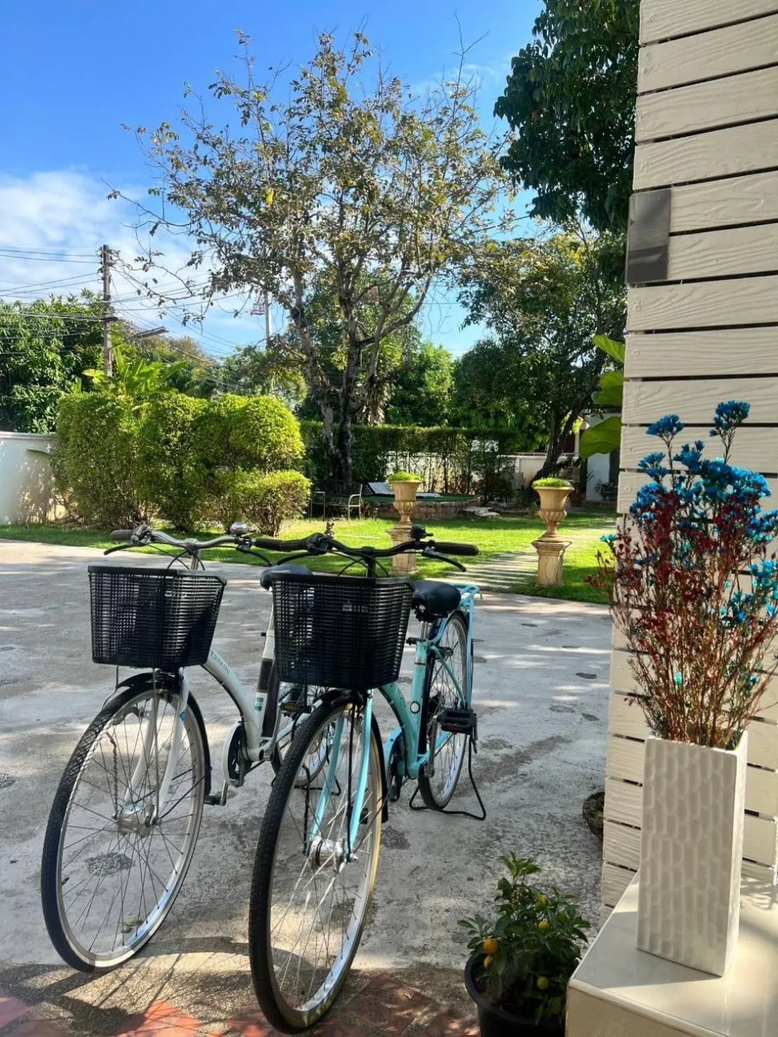 Lobby or reception in UDEE Cozy Hotel