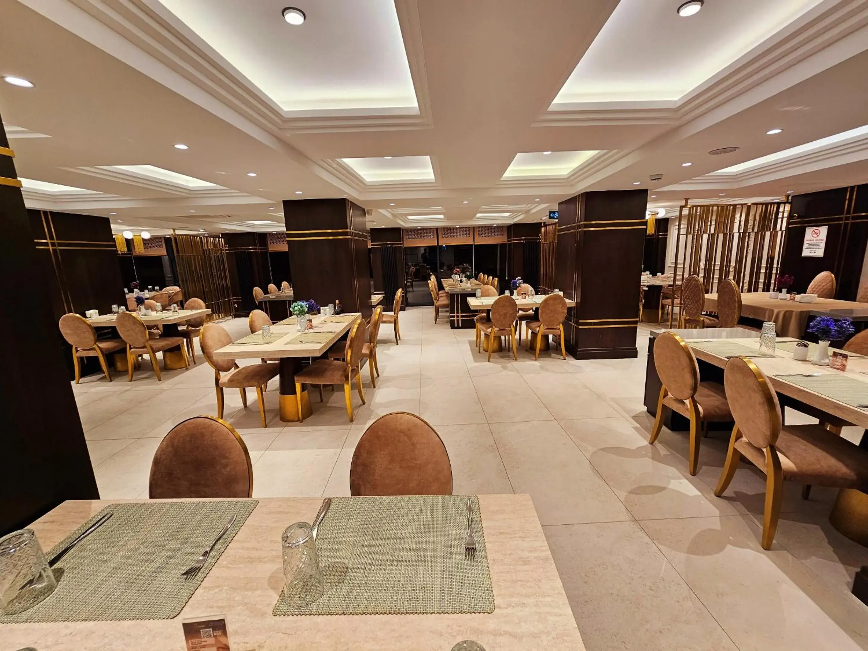 Restaurant/places to eat in Asur Imperıal Hotel Restaurant/places to eat in Asur Imperıal Hotel