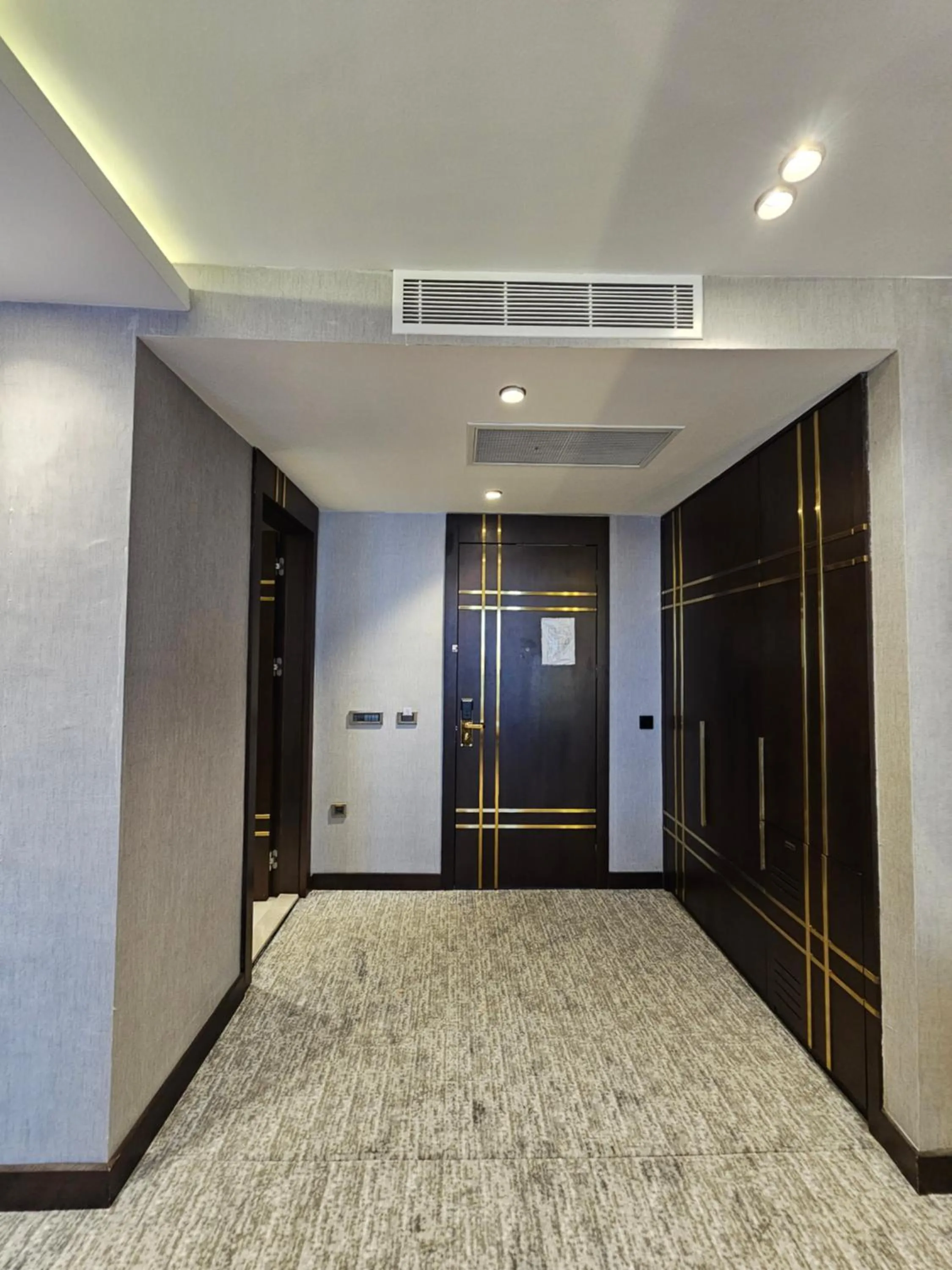 Communal lounge/ TV room in Asur Imperıal Hotel