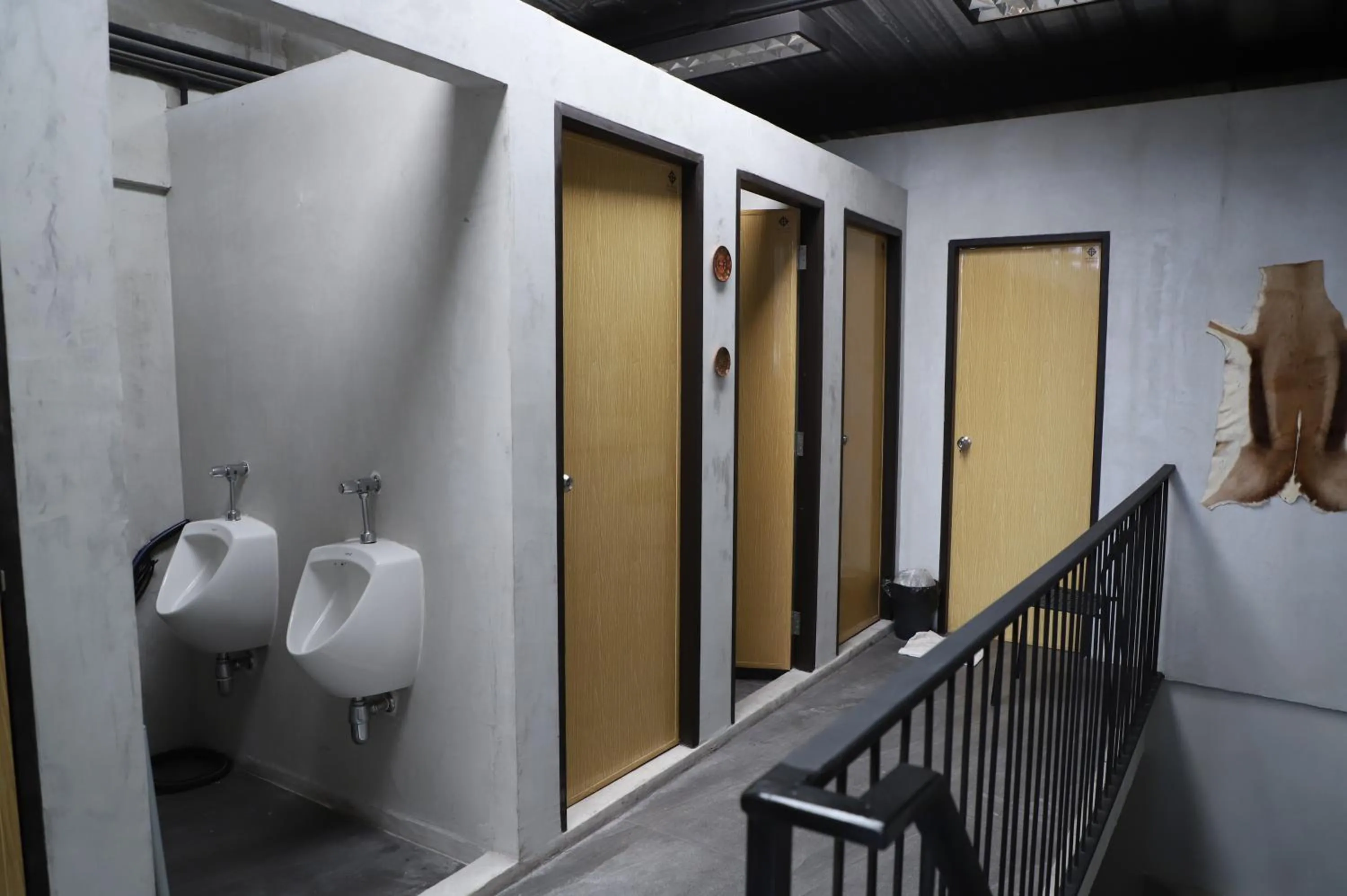 The Cube Hostel Khaosan