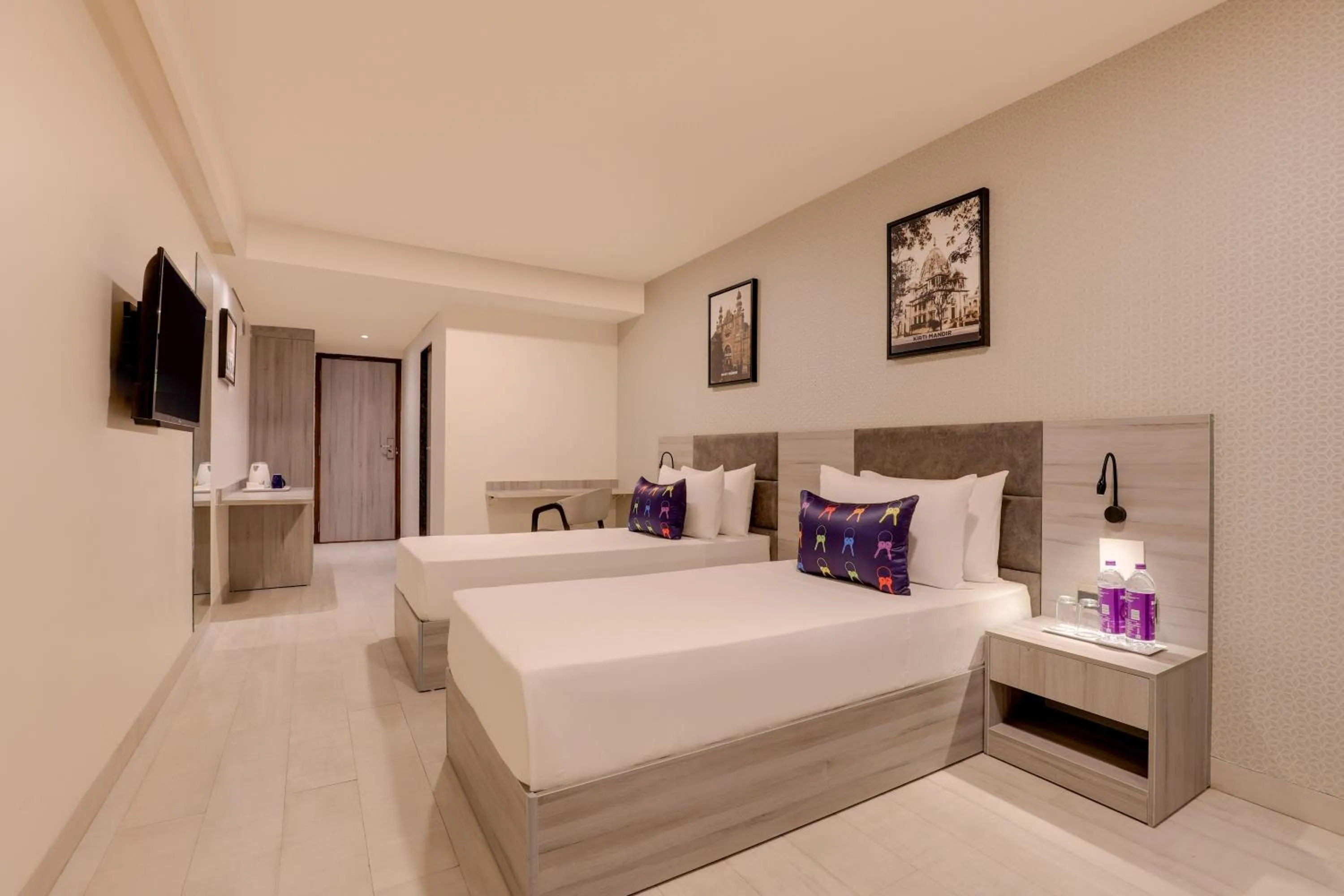 Bedroom, Bed in Keys Lite by Lemon Tree Hotels, Vadodara