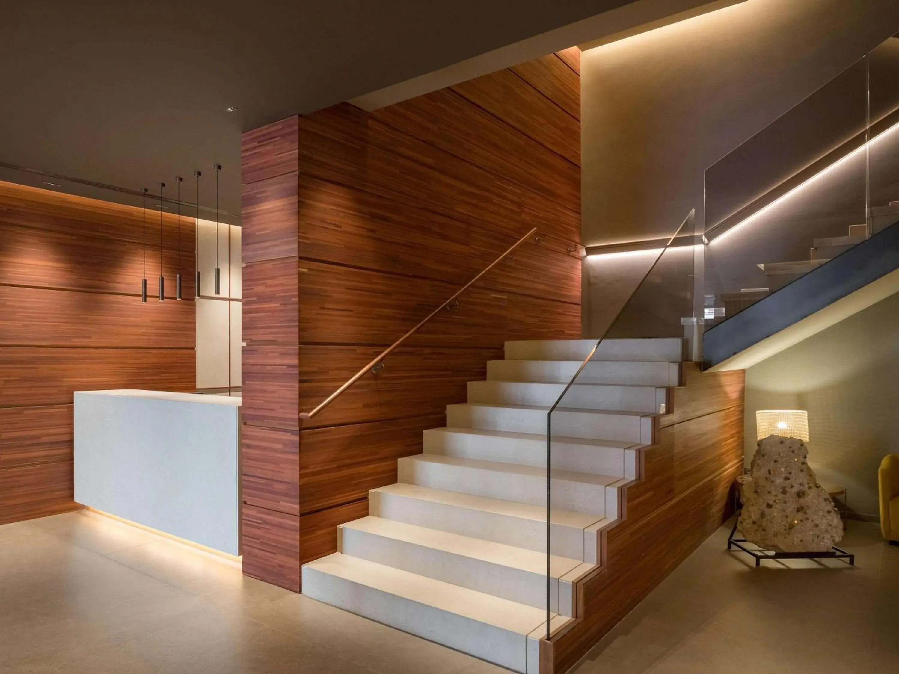 Property building in Mercure Carlton Rioja Property building in Mercure Carlton Rioja