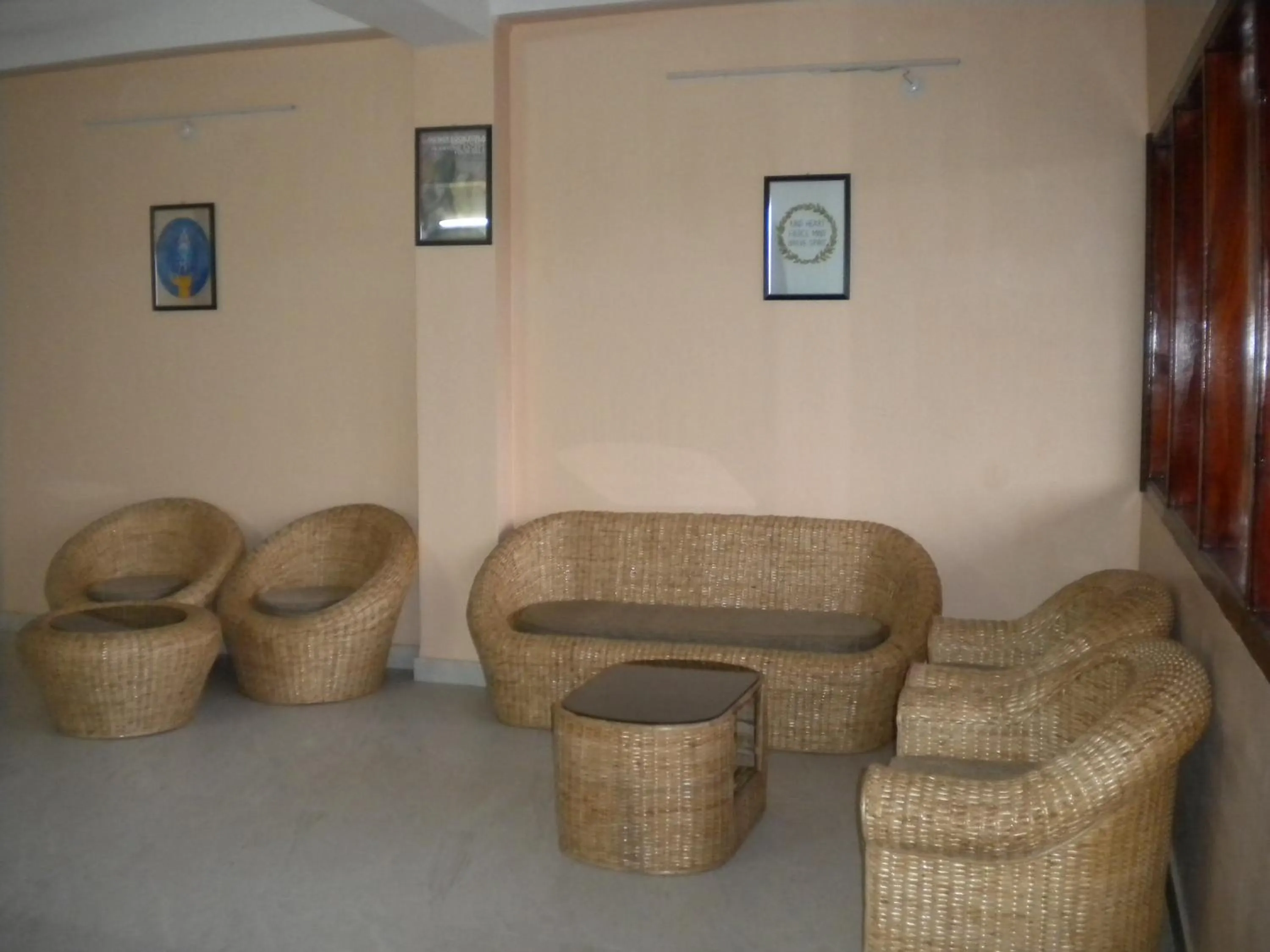 Seating area in Rains Inn Eco Hotel