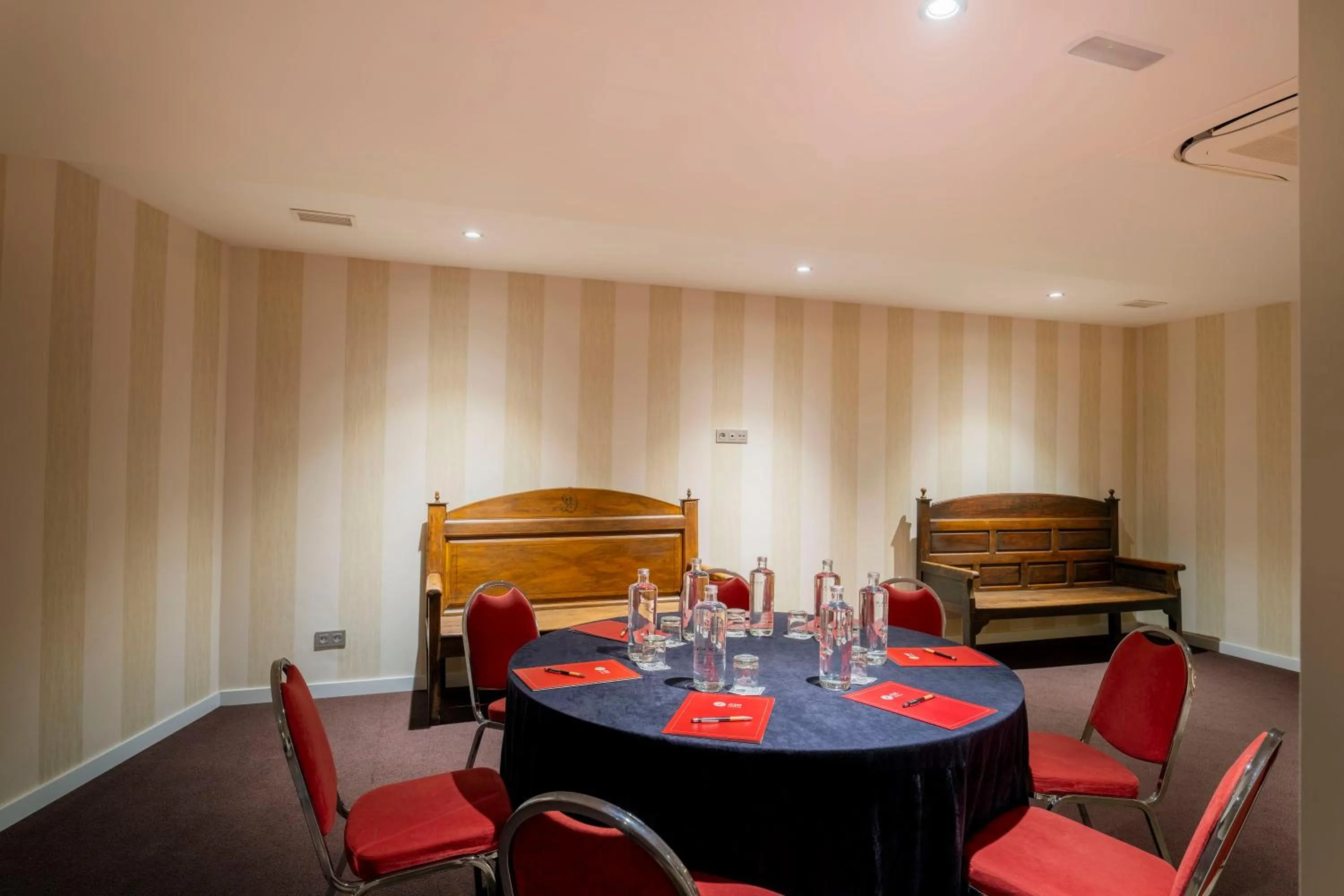 Meeting/conference room in Exe Casa de Los Linajes