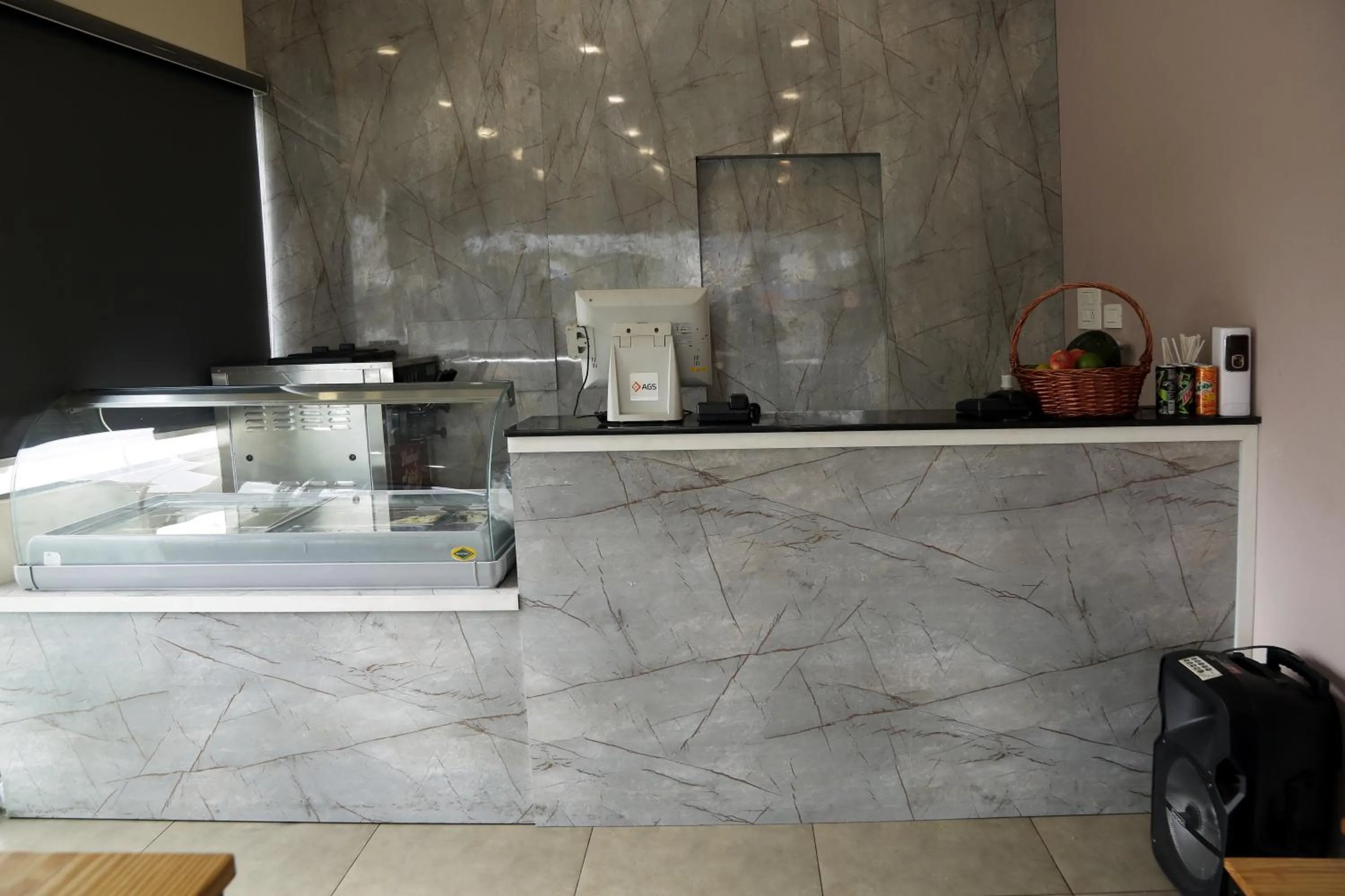 Restaurant/places to eat in ESQUINA RESIDENCY