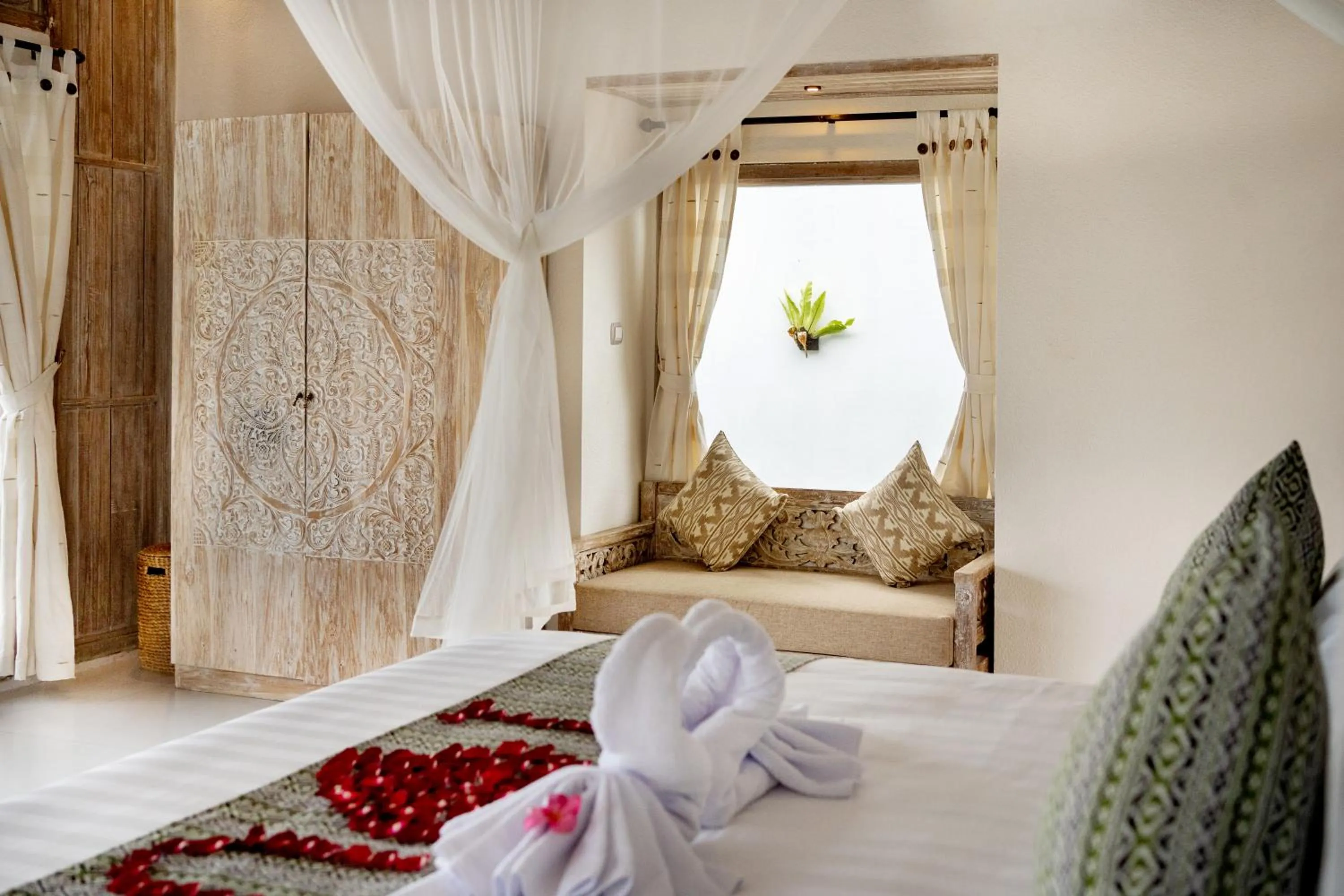 Bed in Amaya Sebatu Villa
