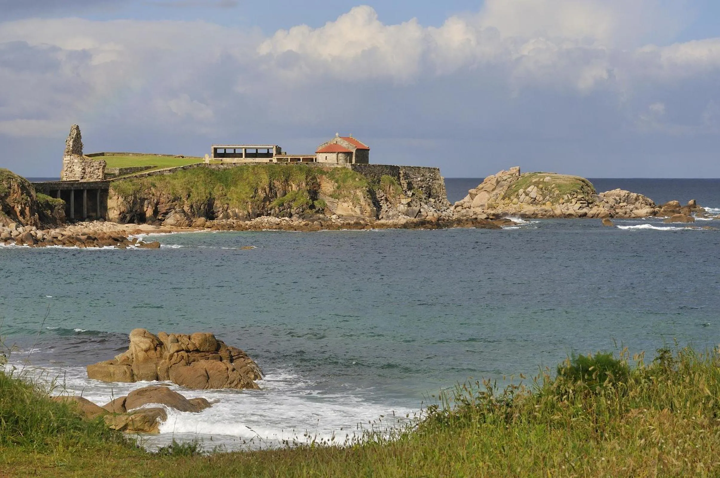 Nearby landmark in Hotel Puente de La Toja