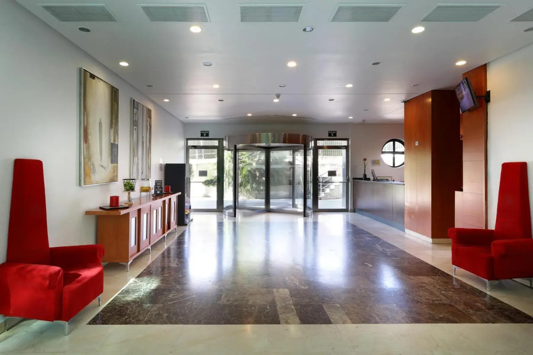 Lobby or reception in Exe Gran Hotel Almenar Lobby or reception in Exe Gran Hotel Almenar