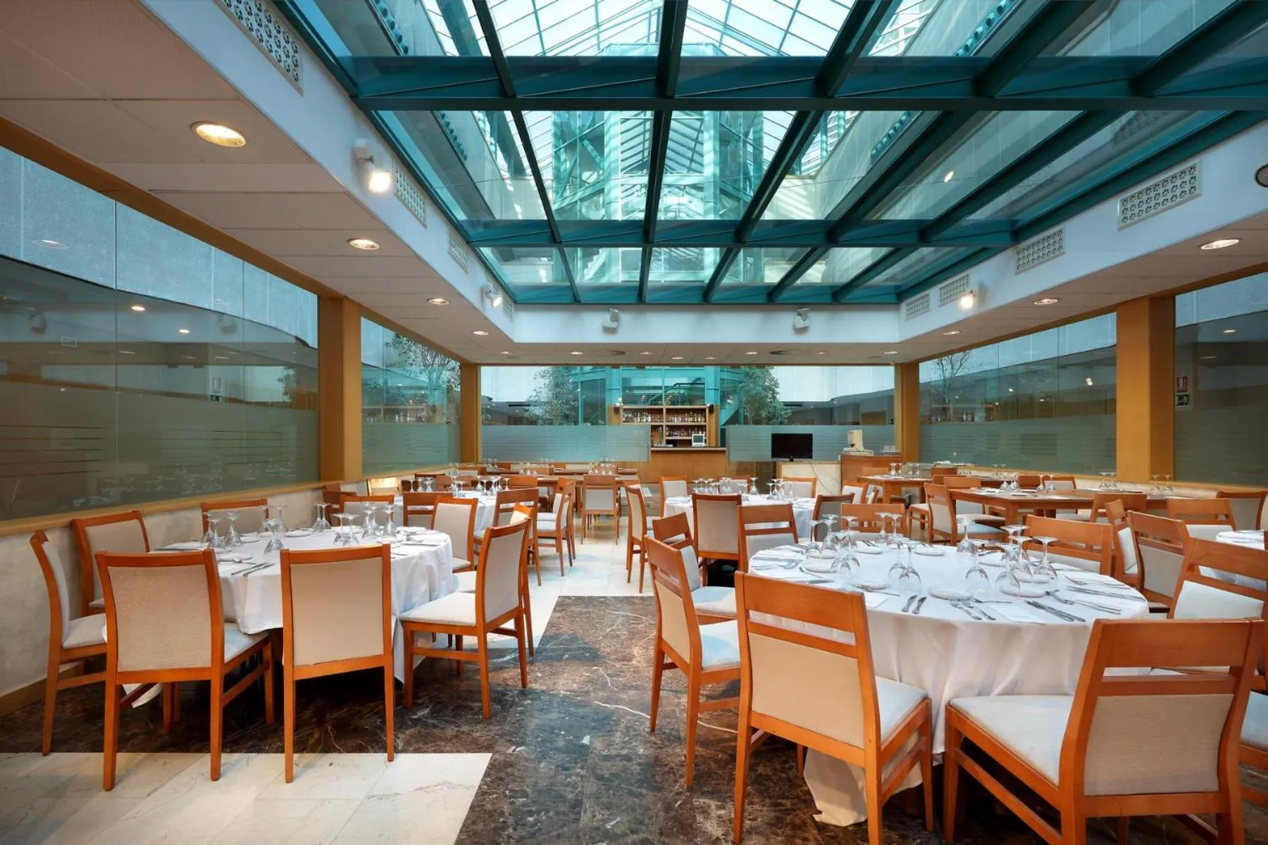 Restaurant/places to eat in Exe Gran Hotel Almenar