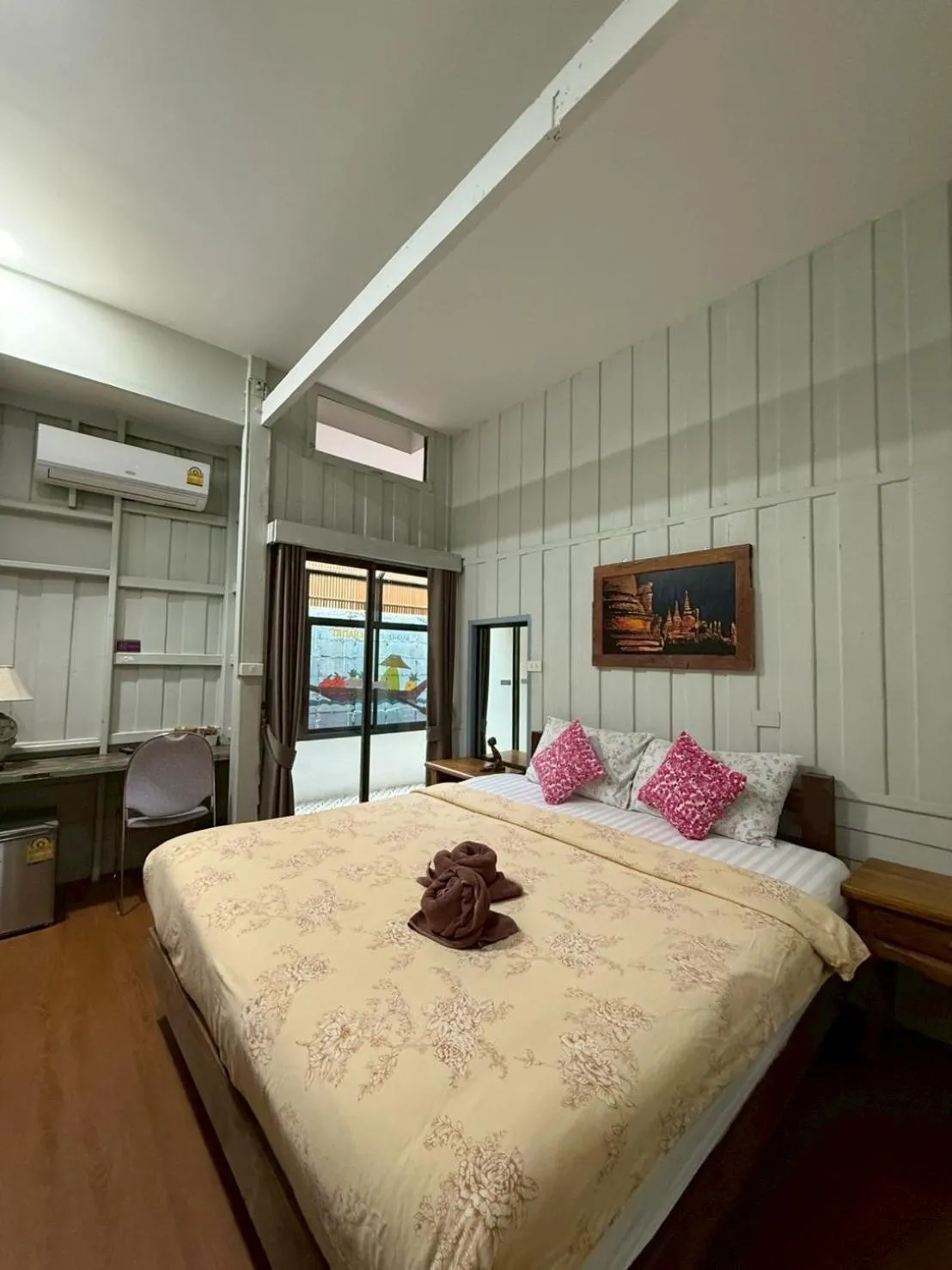 Bed in tamarind guesthouse