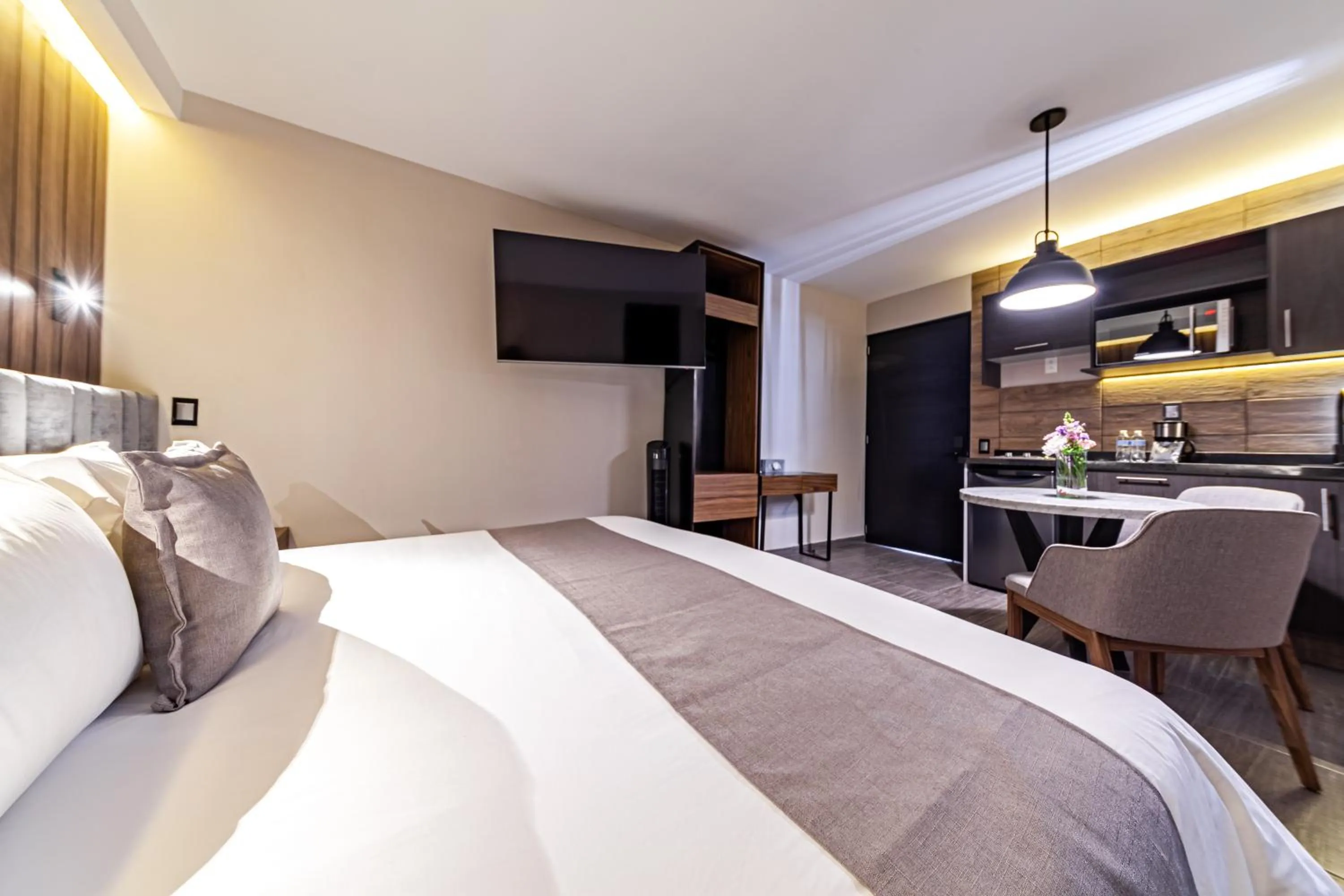 TV and multimedia, Bed in Casa Nou