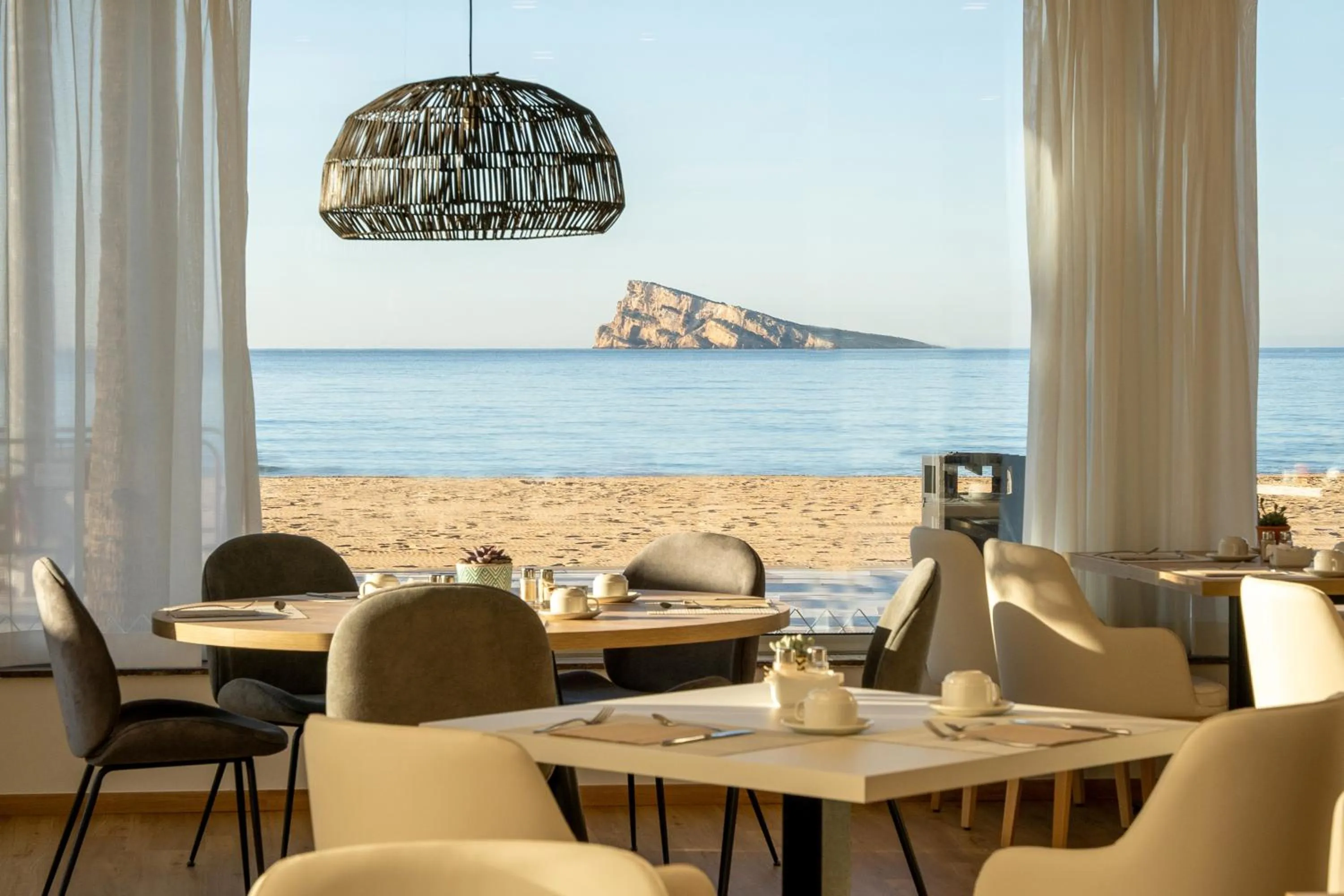 Dining area in INNSiDE by Meliá Costablanca - Adults recommended